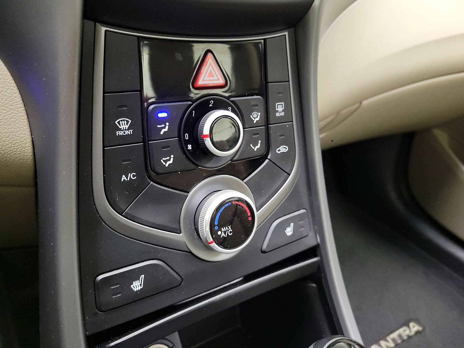 Thumbnail: 2016 Hyundai Elantra - 16