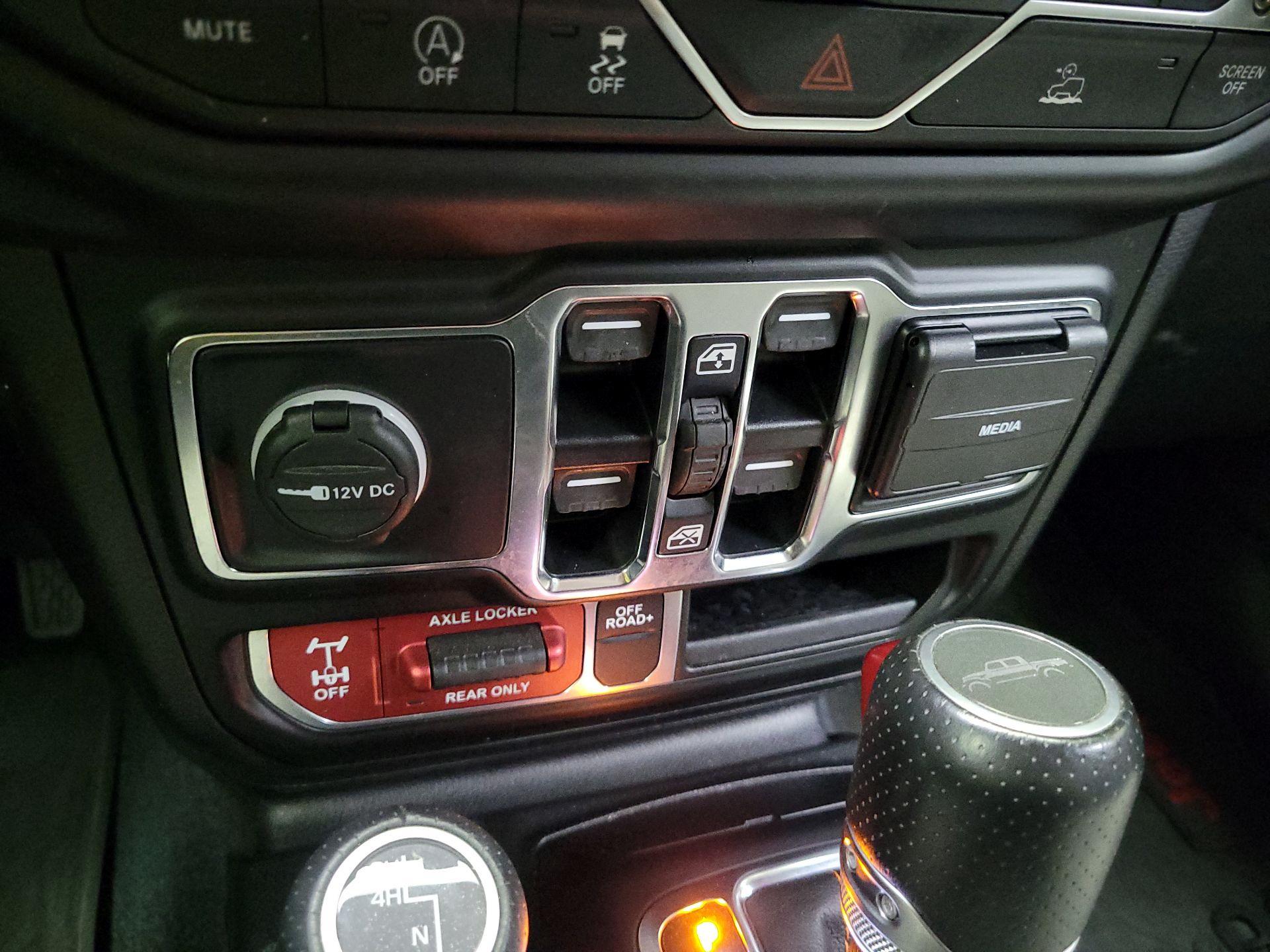 Thumbnail: 2022 Jeep Gladiator - 19