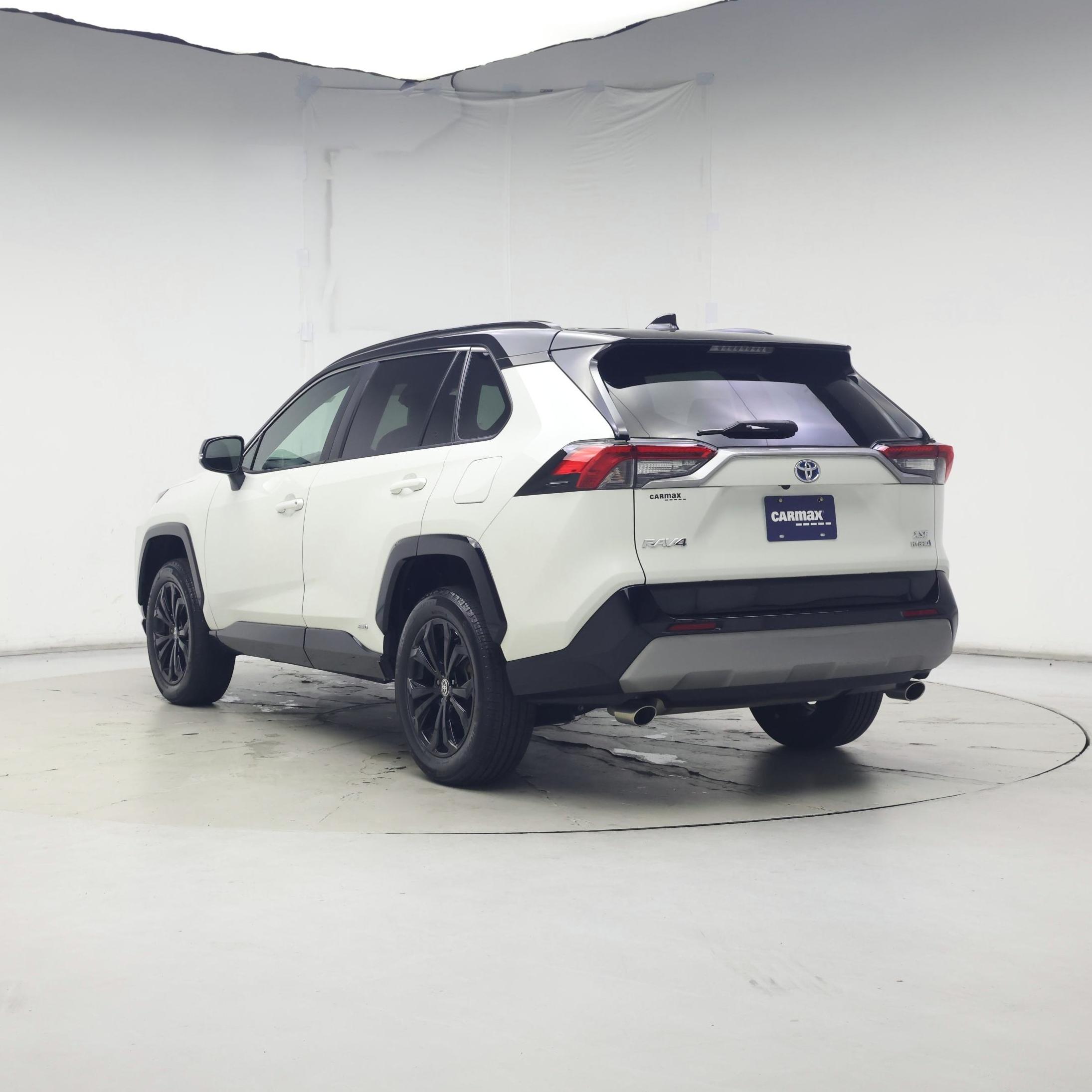 Thumbnail: 2022 Toyota RAV4 - 2