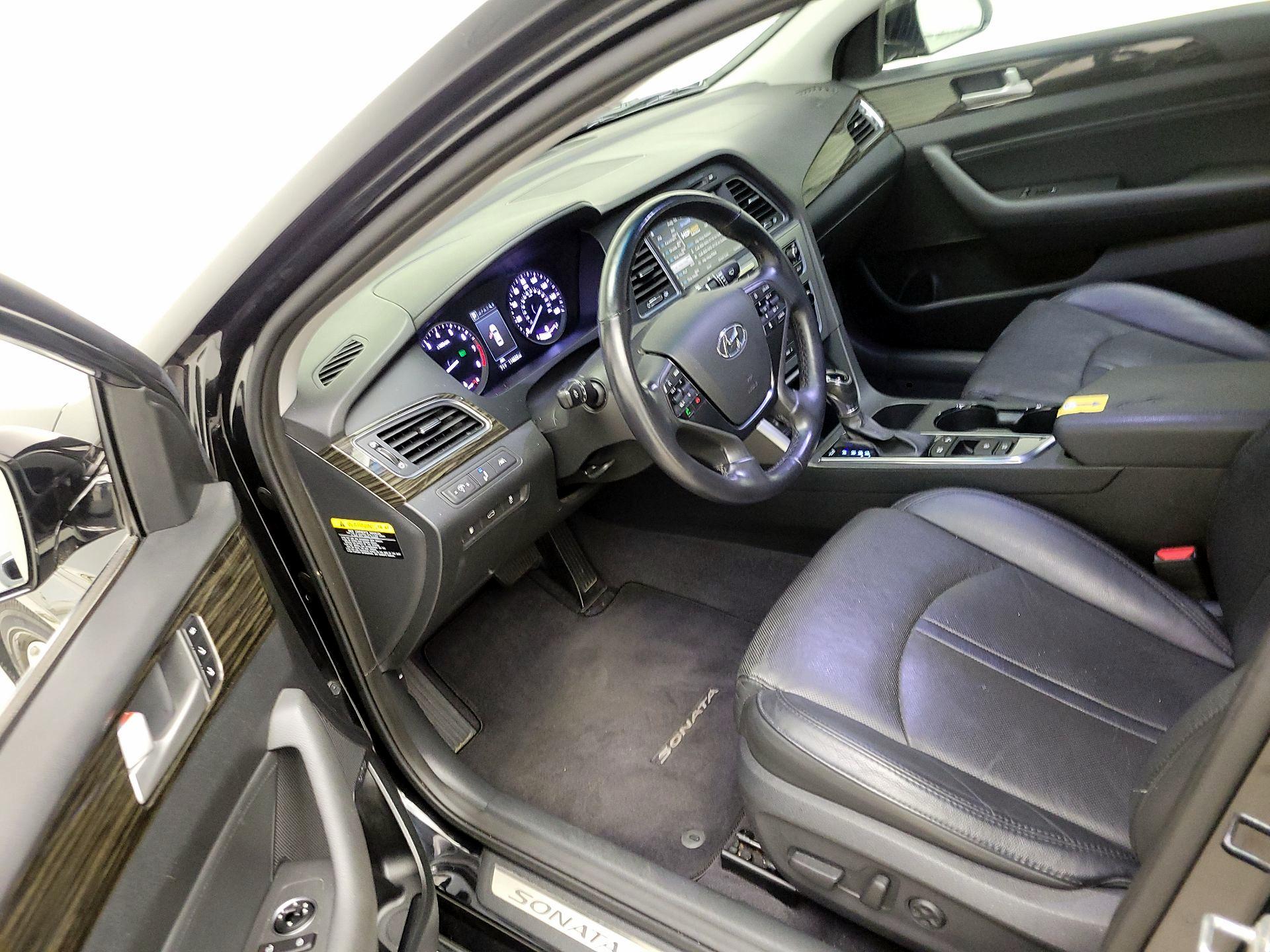 Thumbnail: 2016 Hyundai Sonata - 11