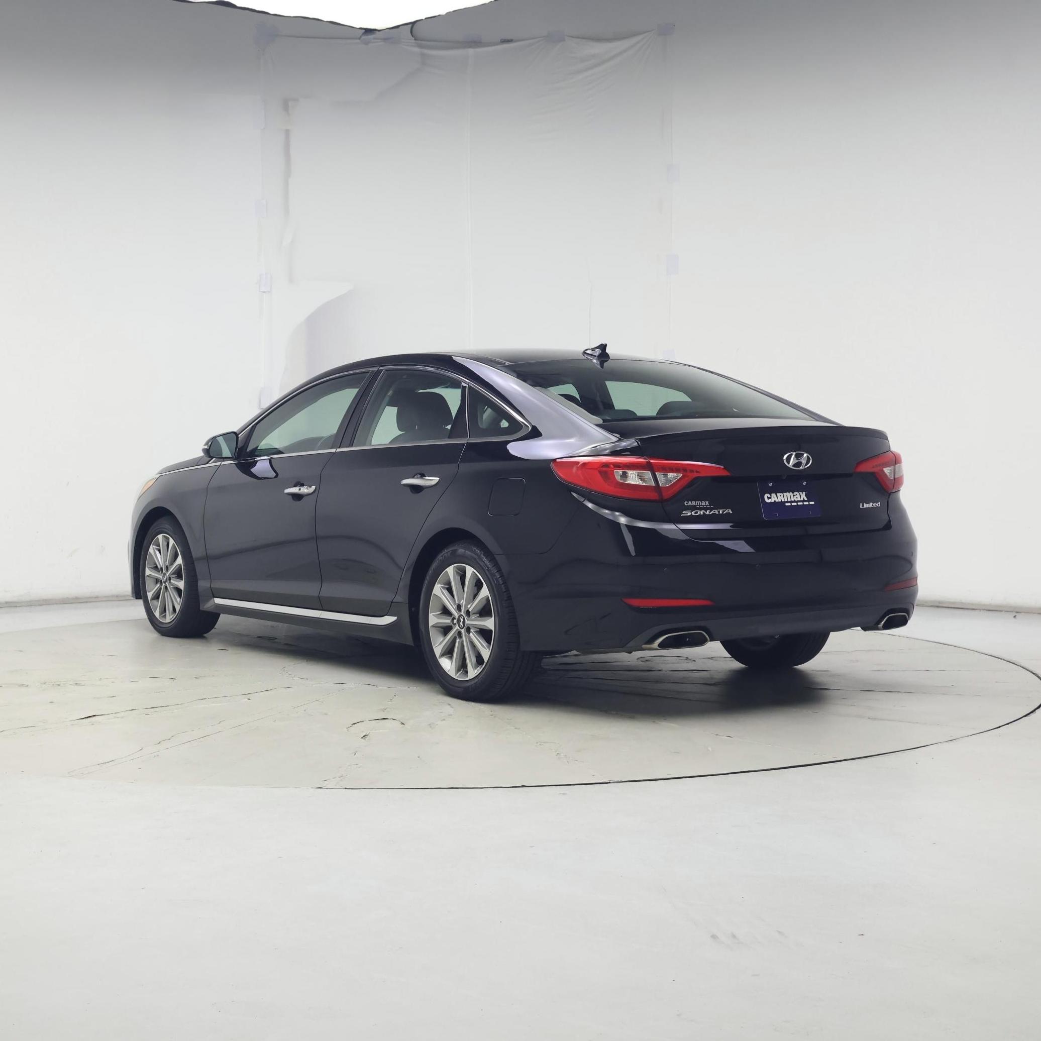 Thumbnail: 2016 Hyundai Sonata - 2