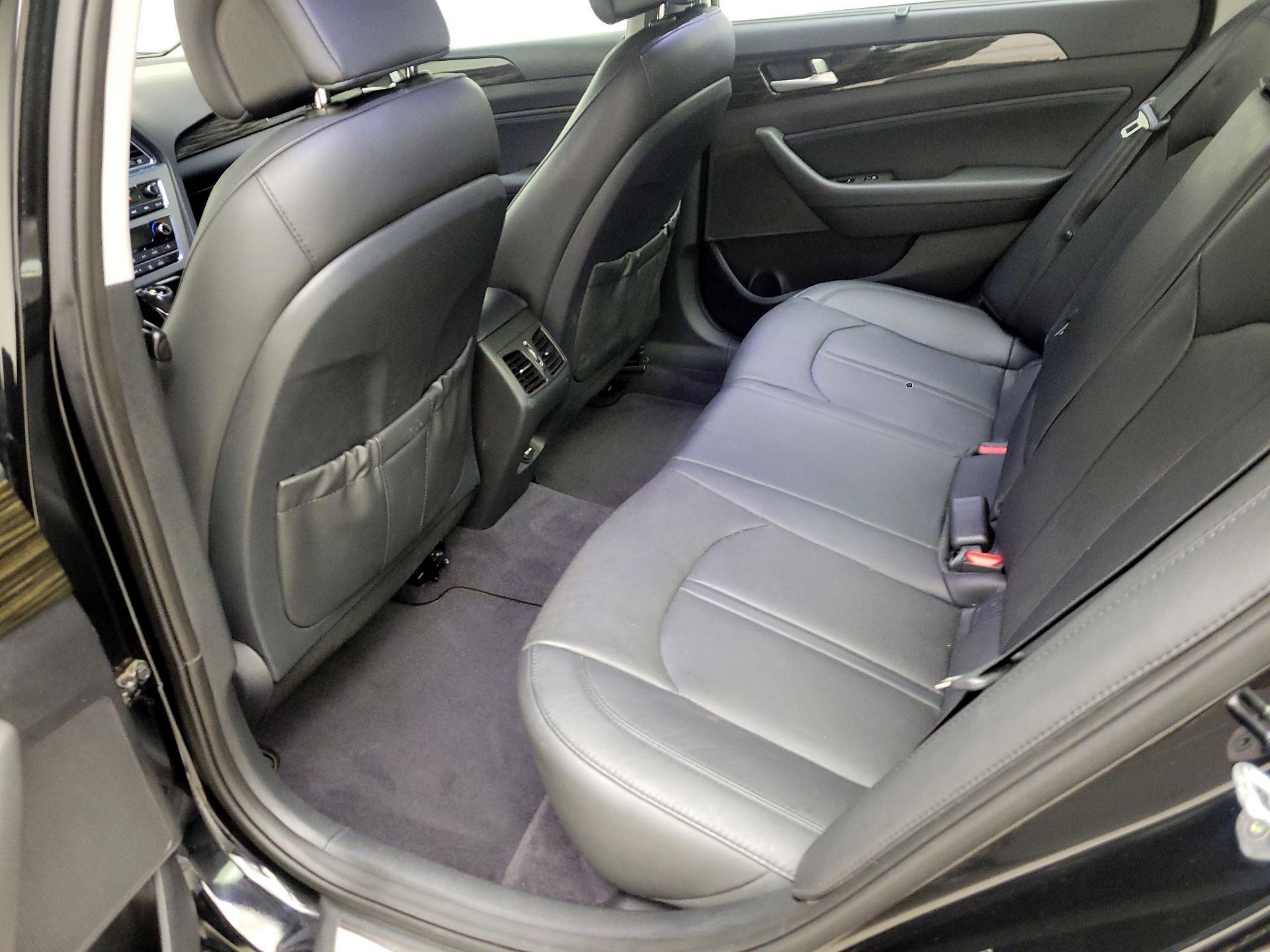 Thumbnail: 2016 Hyundai Sonata - 19