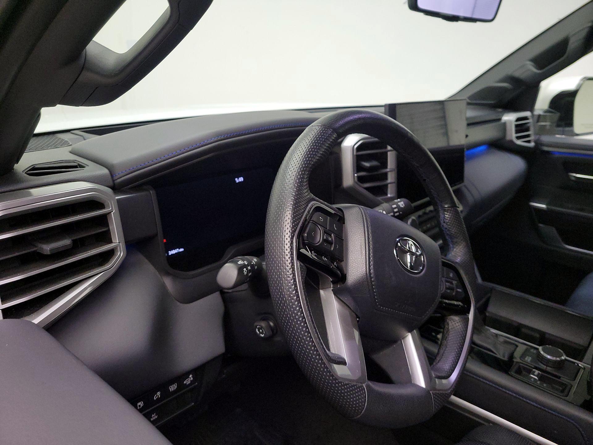 Thumbnail: 2024 Toyota Sequoia - 9