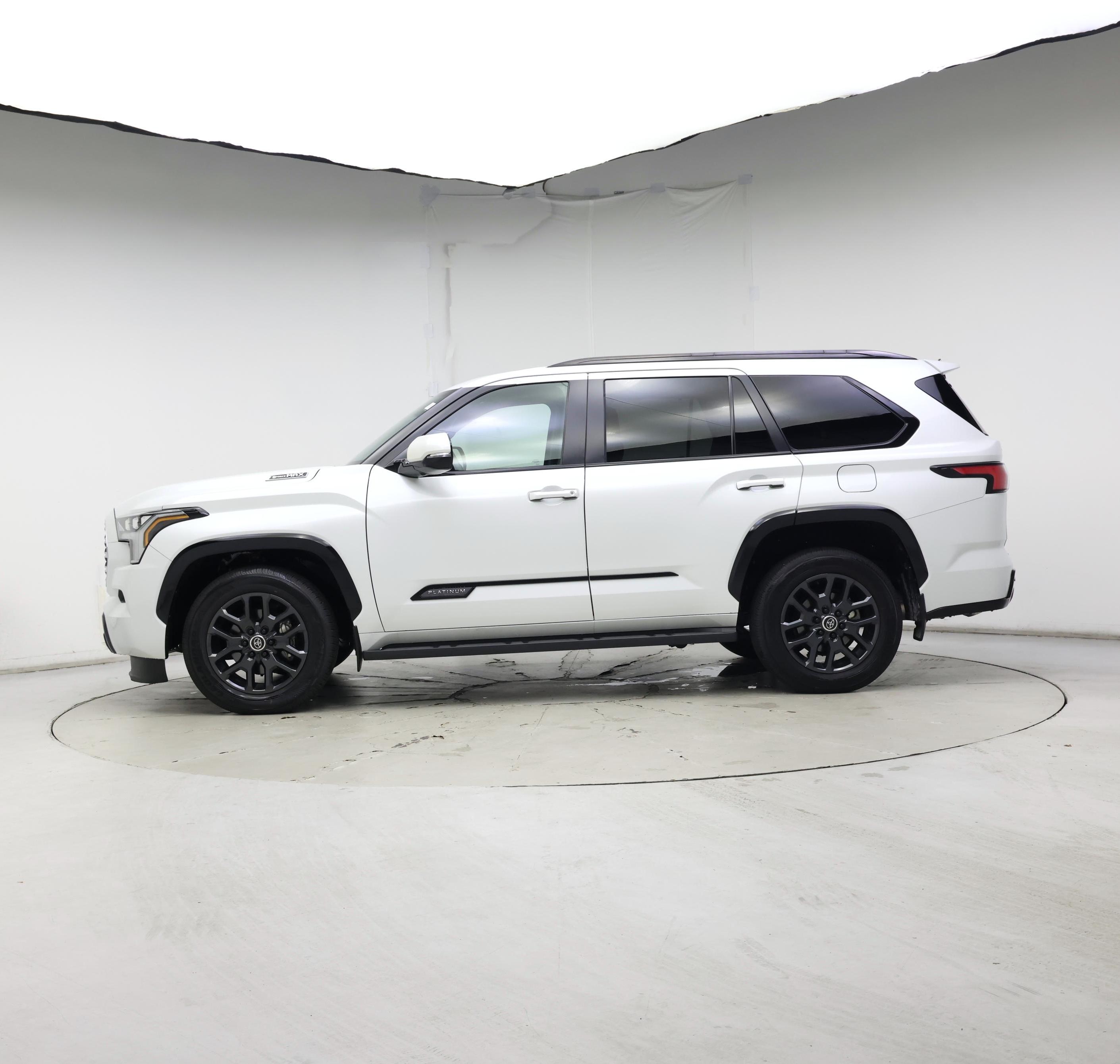 Thumbnail: 2024 Toyota Sequoia - 3