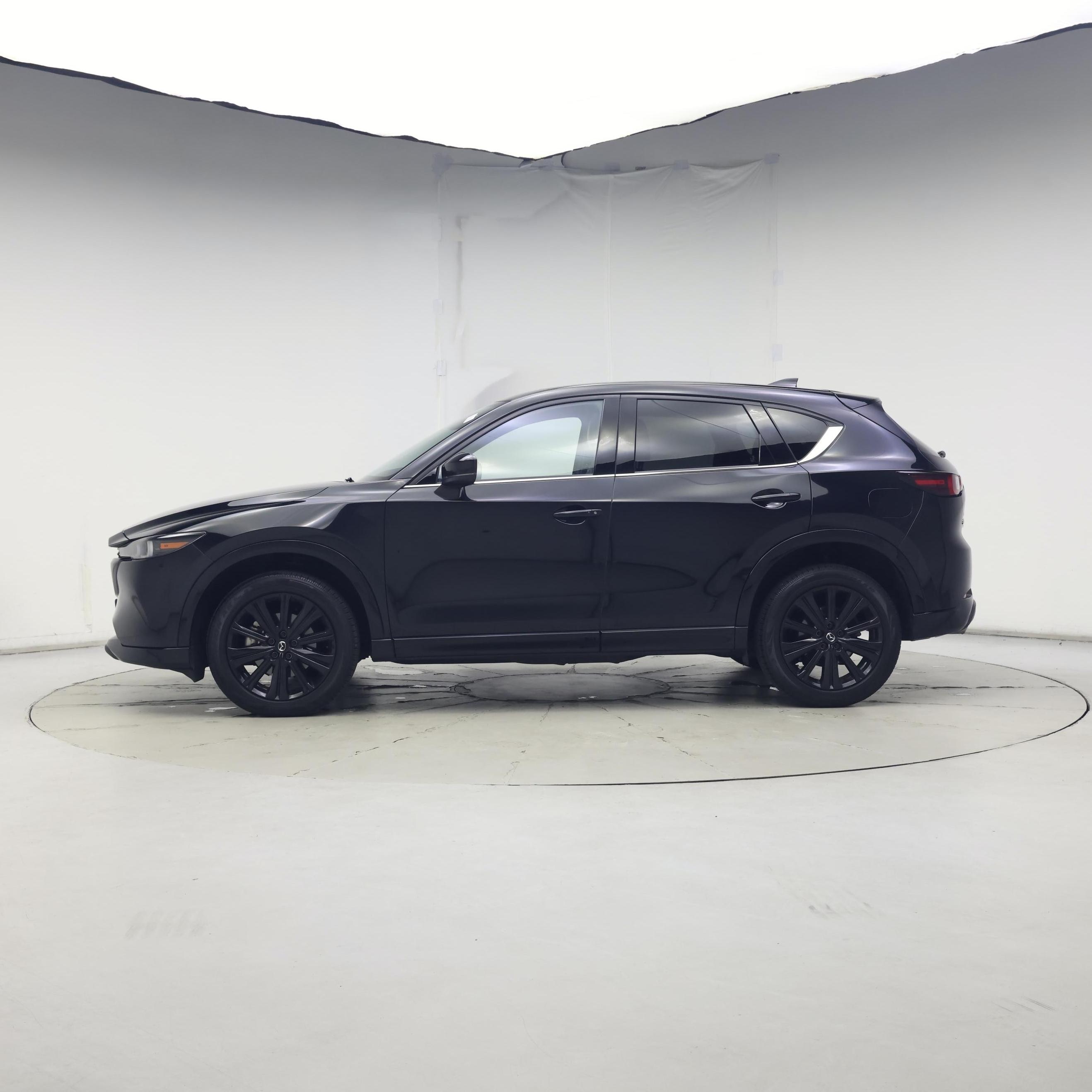 Thumbnail: 2023 Mazda CX-5 - 3