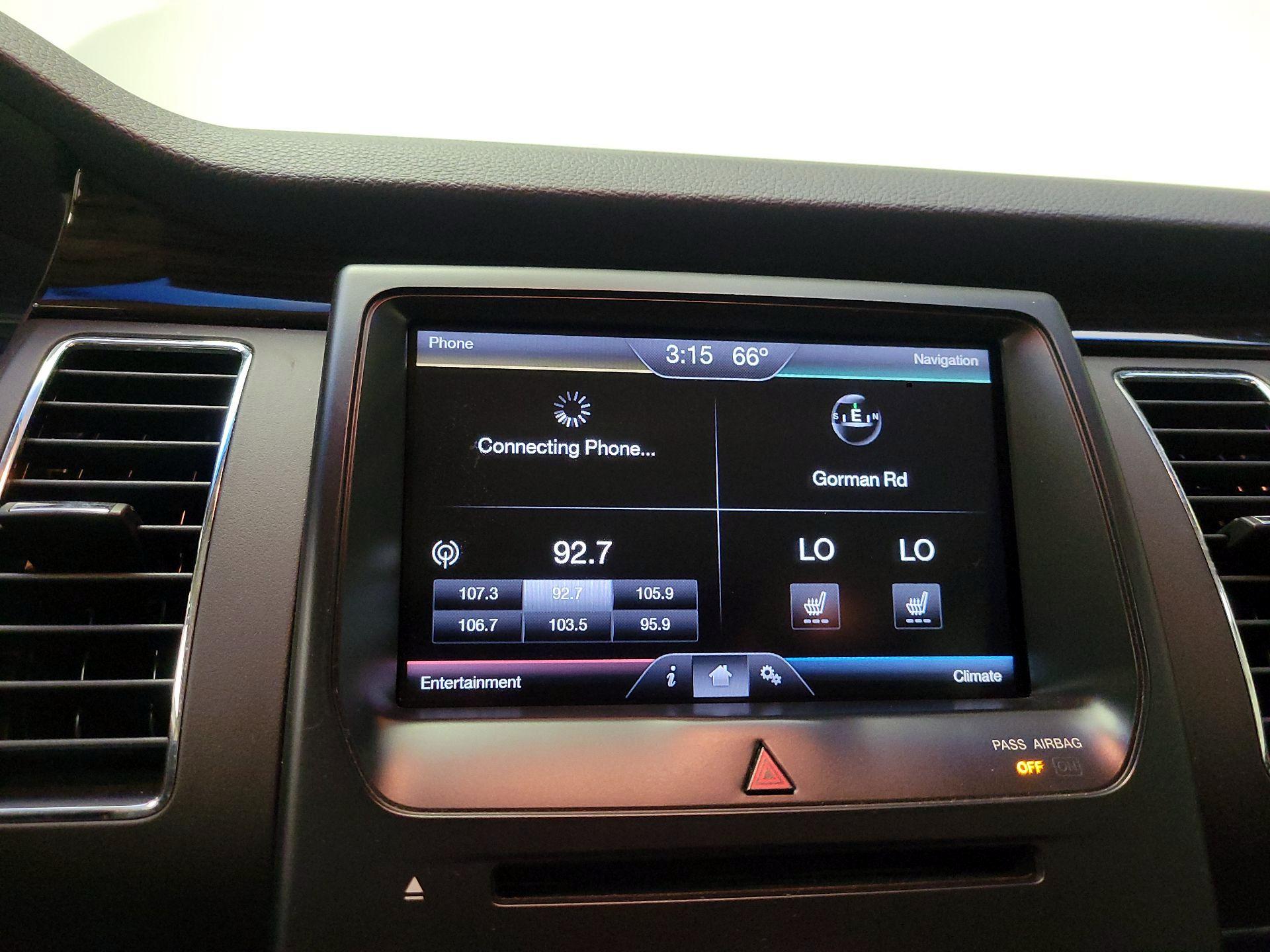 Thumbnail: 2015 Ford Flex - 15