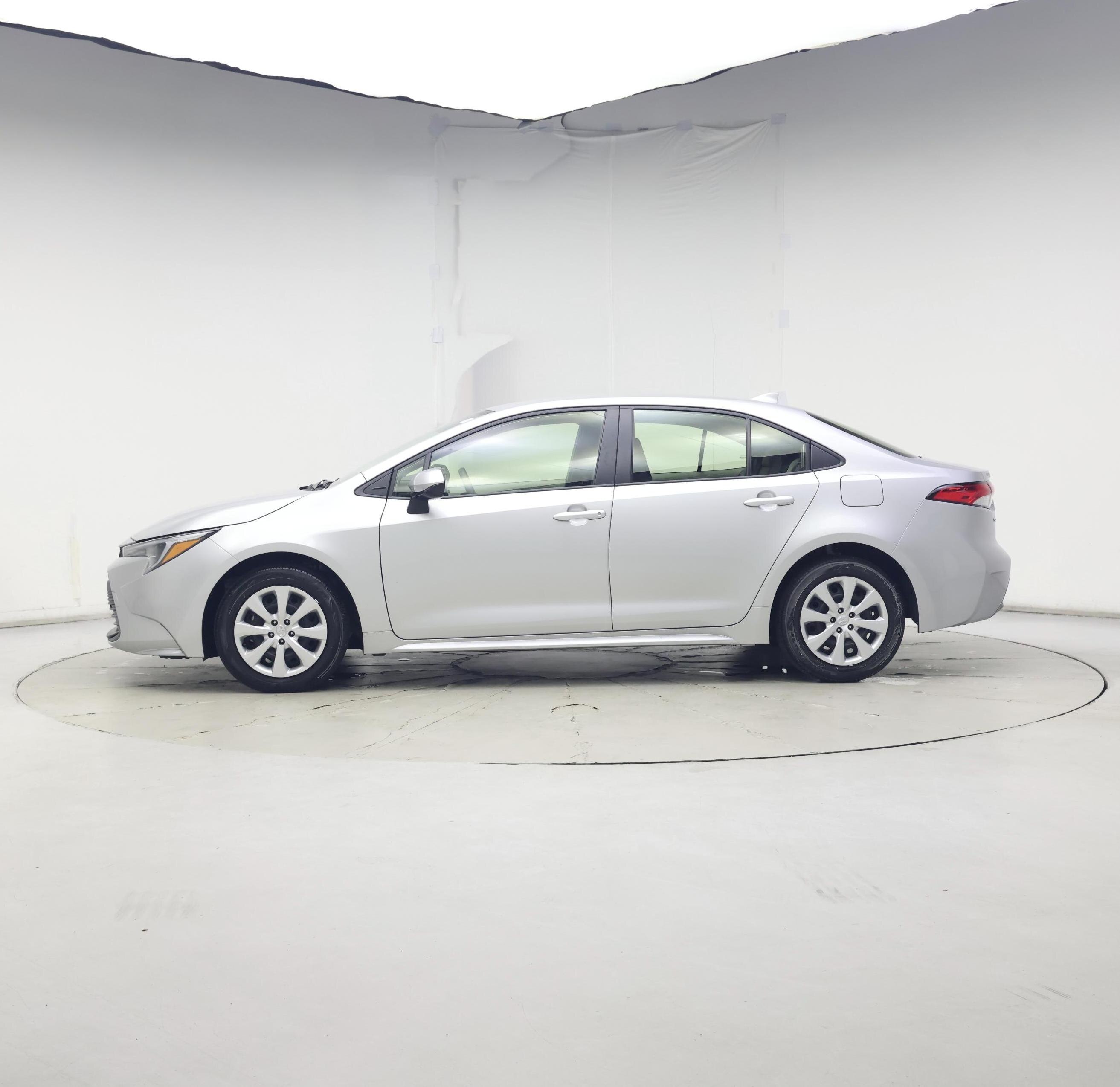 Thumbnail: 2025 Toyota Corolla - 3
