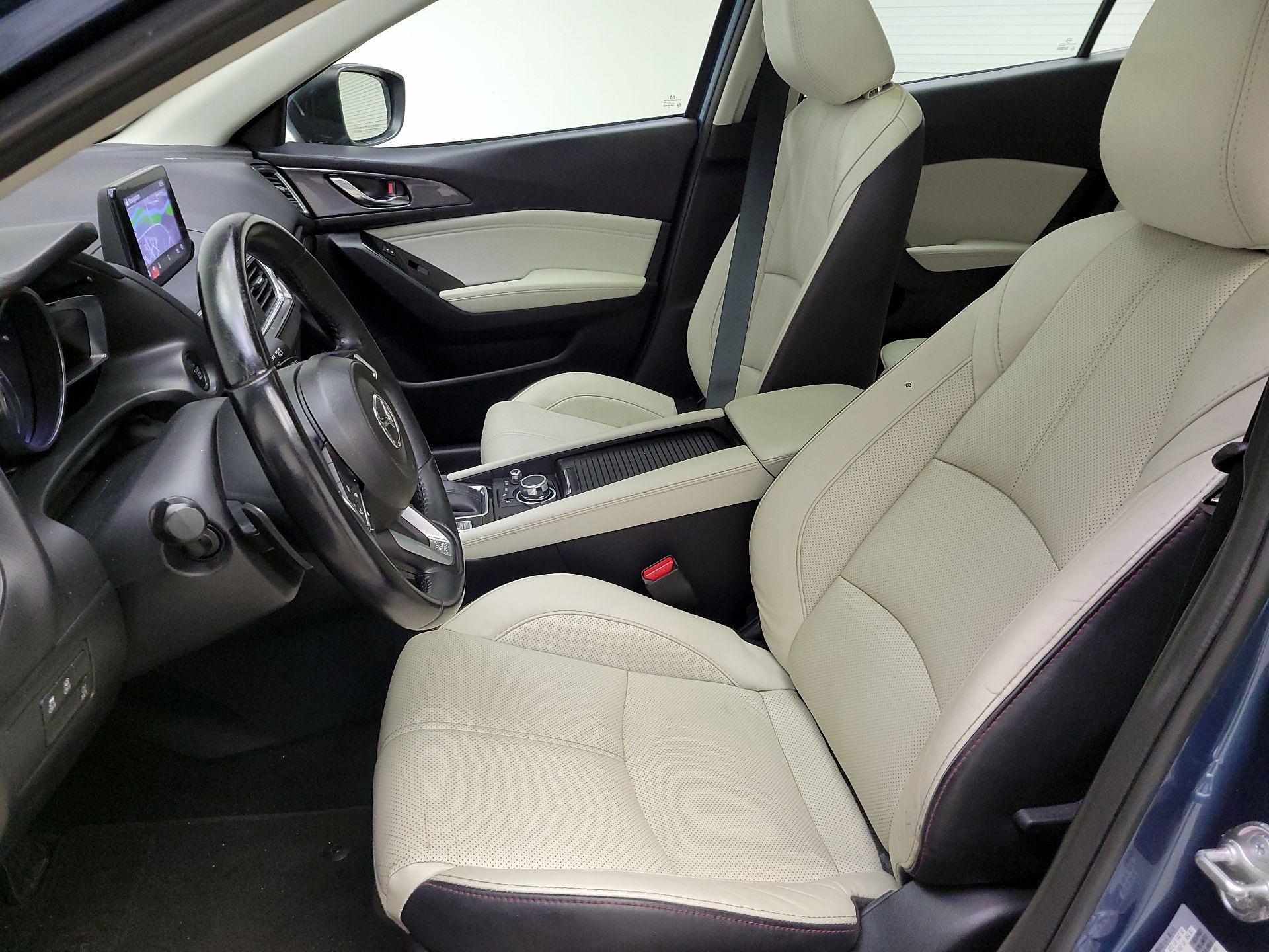Thumbnail: 2018 Mazda Mazda3 - 11