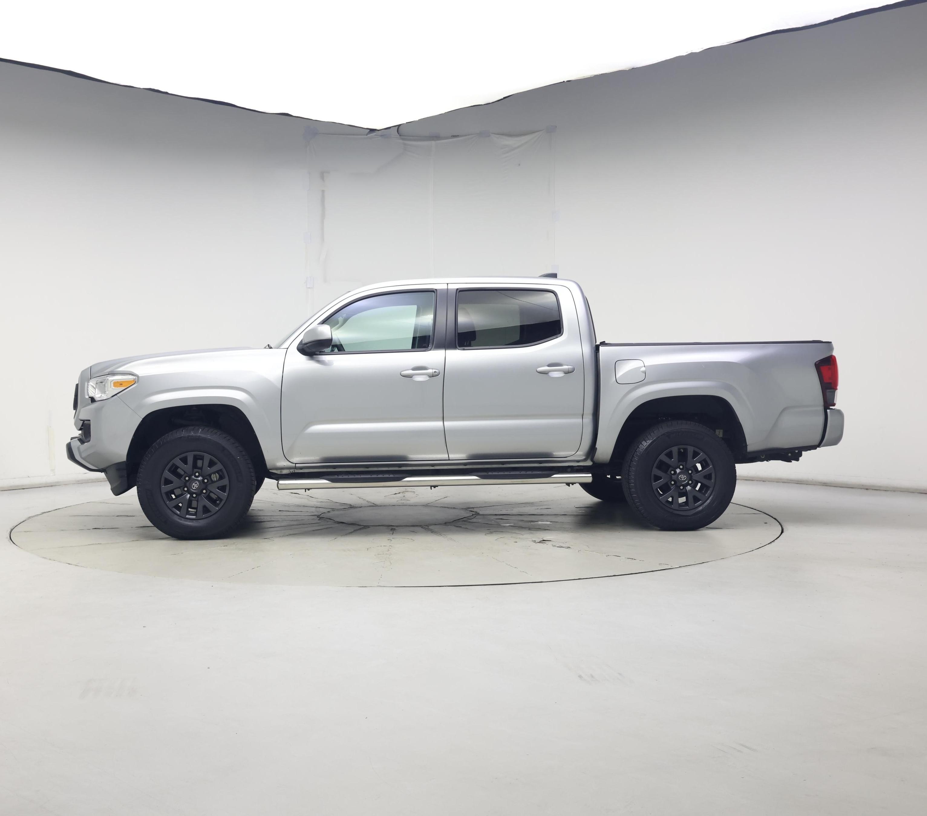 Thumbnail: 2023 Toyota Tacoma - 3