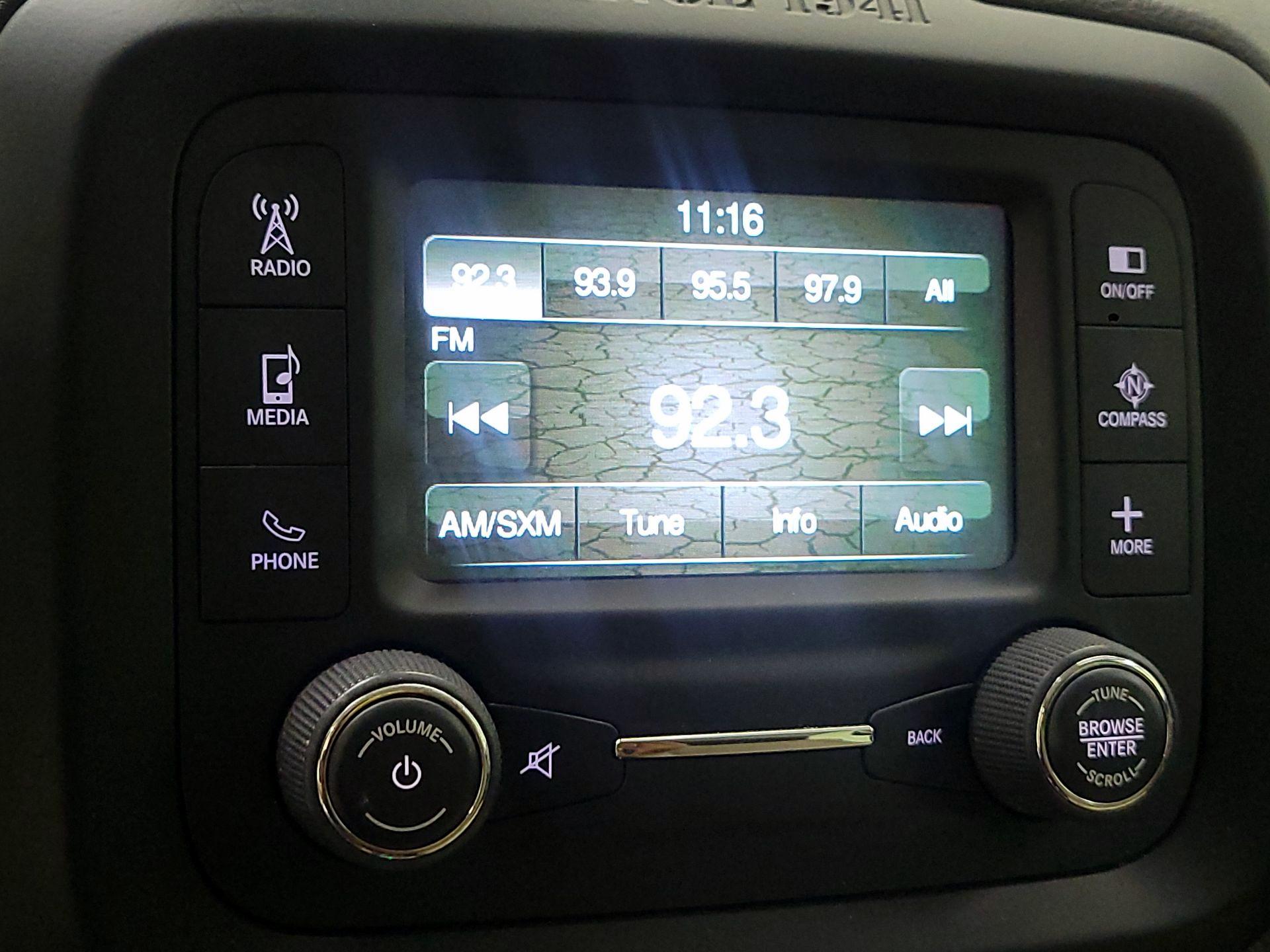 Thumbnail: 2015 Jeep Renegade - 15