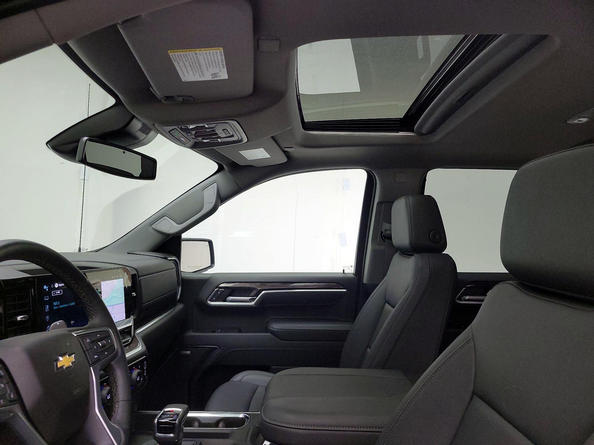 Thumbnail: 2025 Chevrolet Silverado 1500 - 20