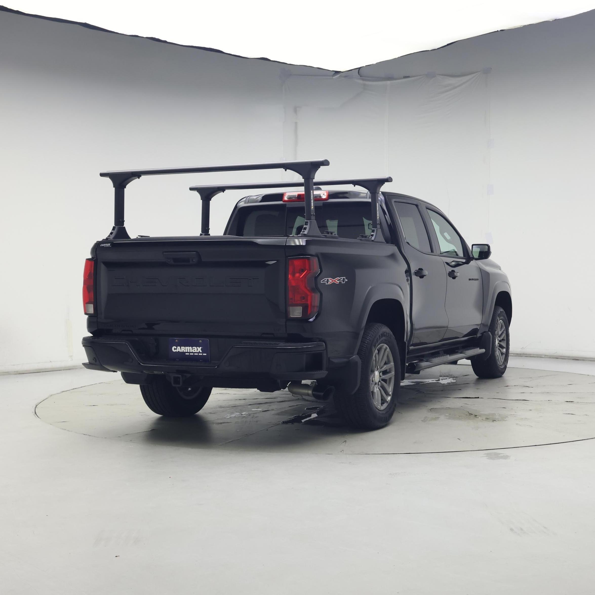 Thumbnail: 2024 Chevrolet Colorado - 8