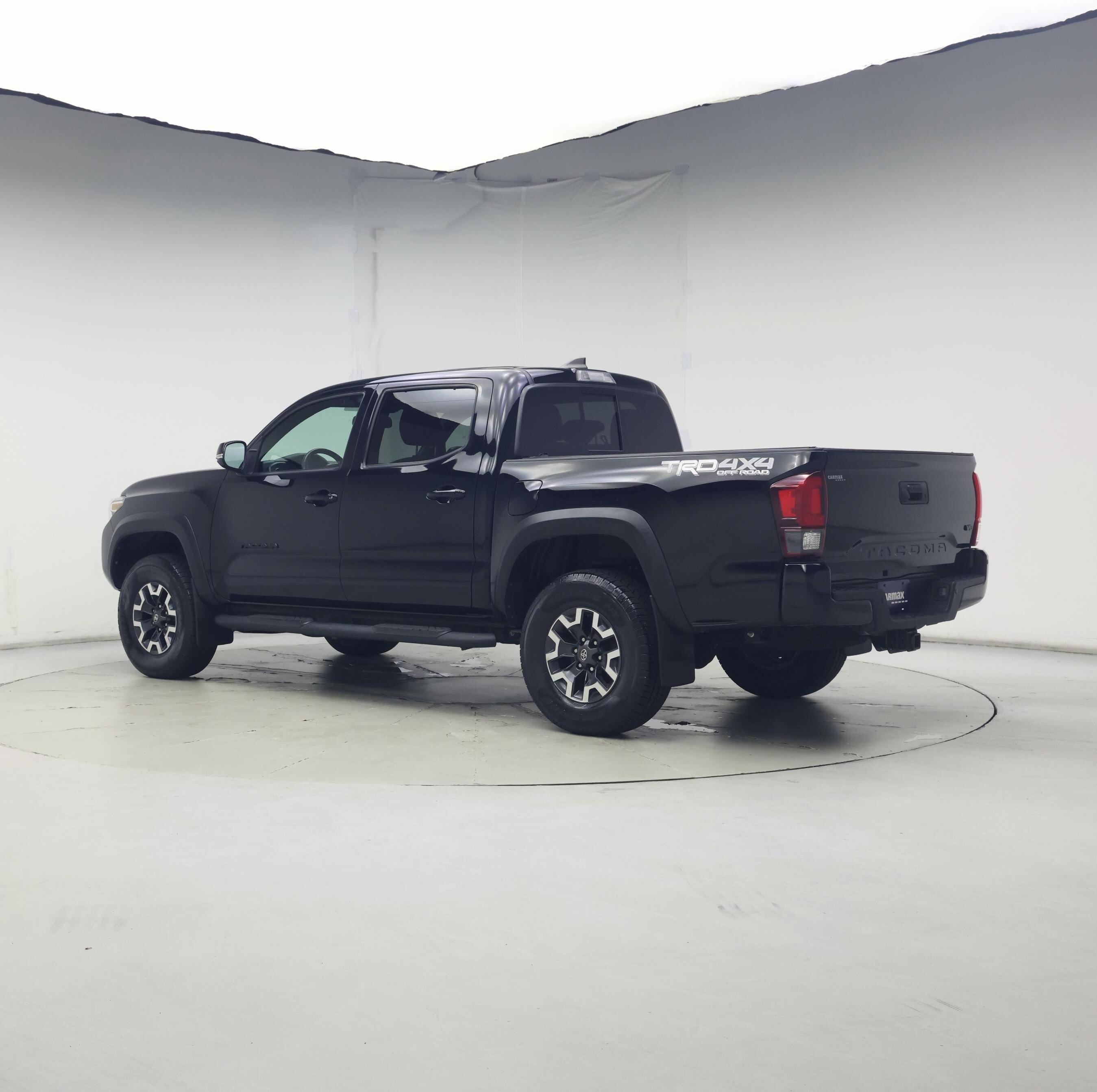 Thumbnail: 2018 Toyota Tacoma - 2