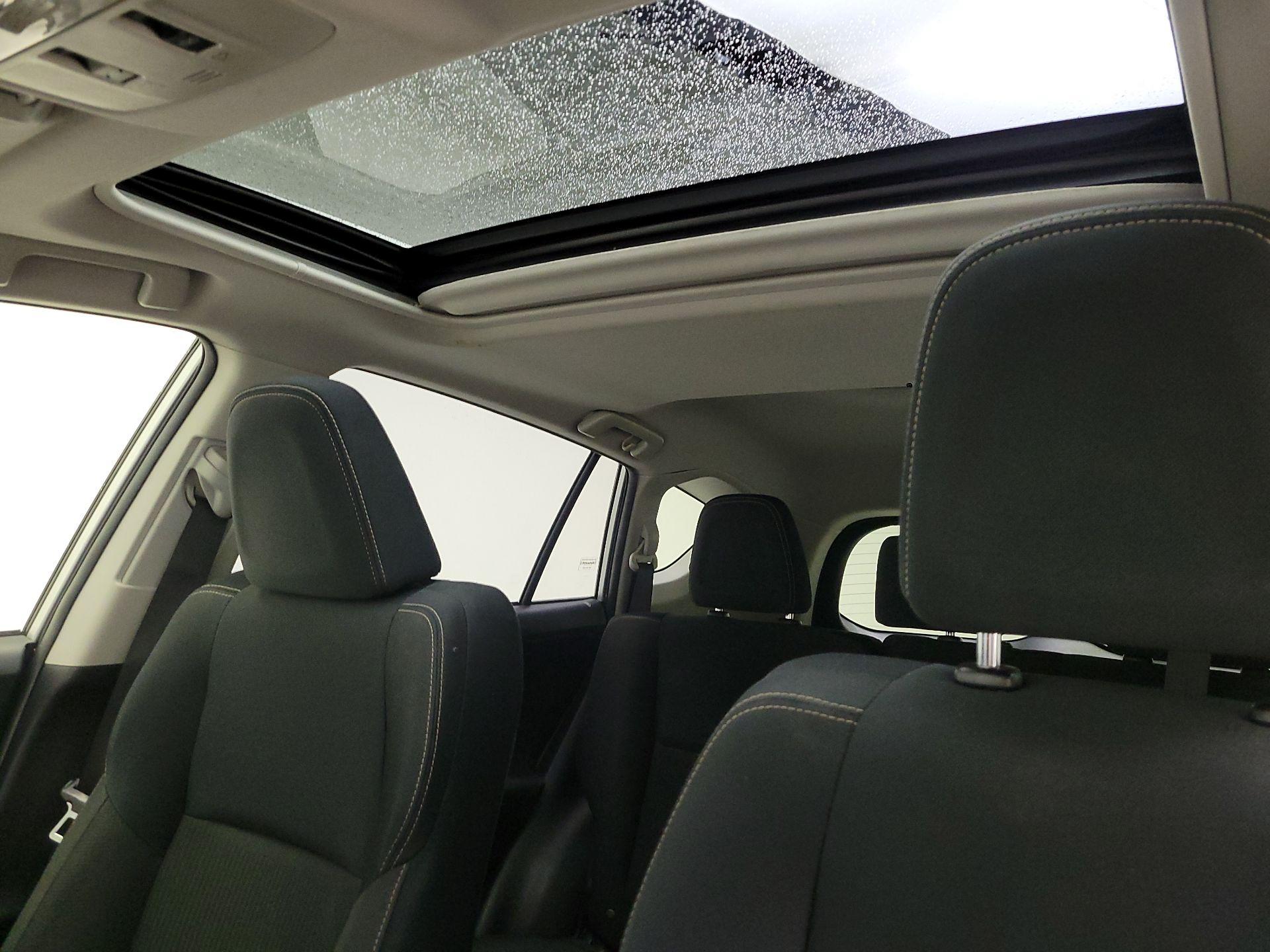 Thumbnail: 2015 Toyota RAV4 - 20