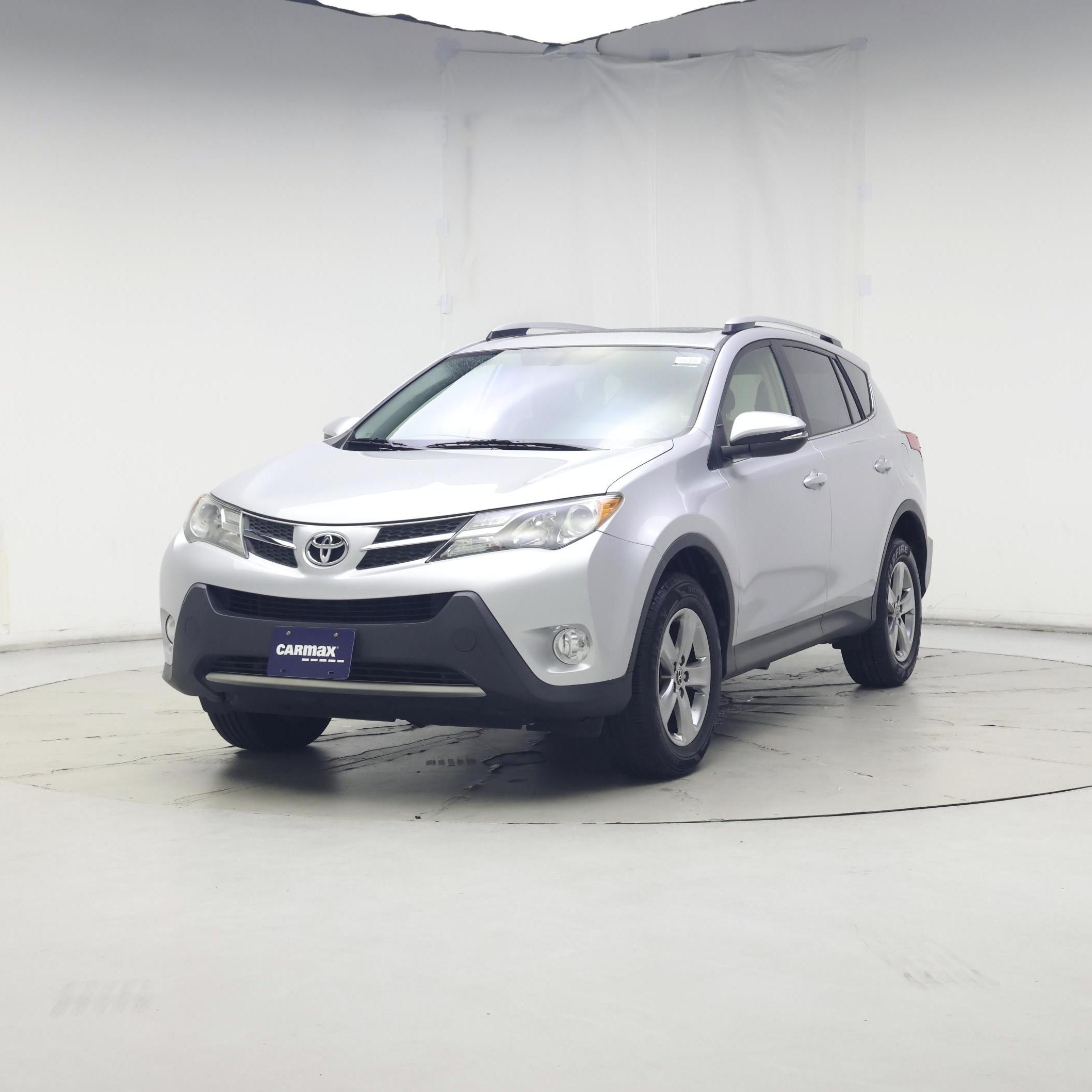 Thumbnail: 2015 Toyota RAV4 - 4