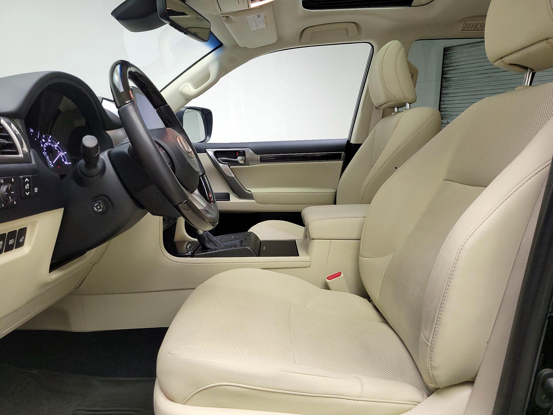 Thumbnail: 2023 Lexus GX - 11