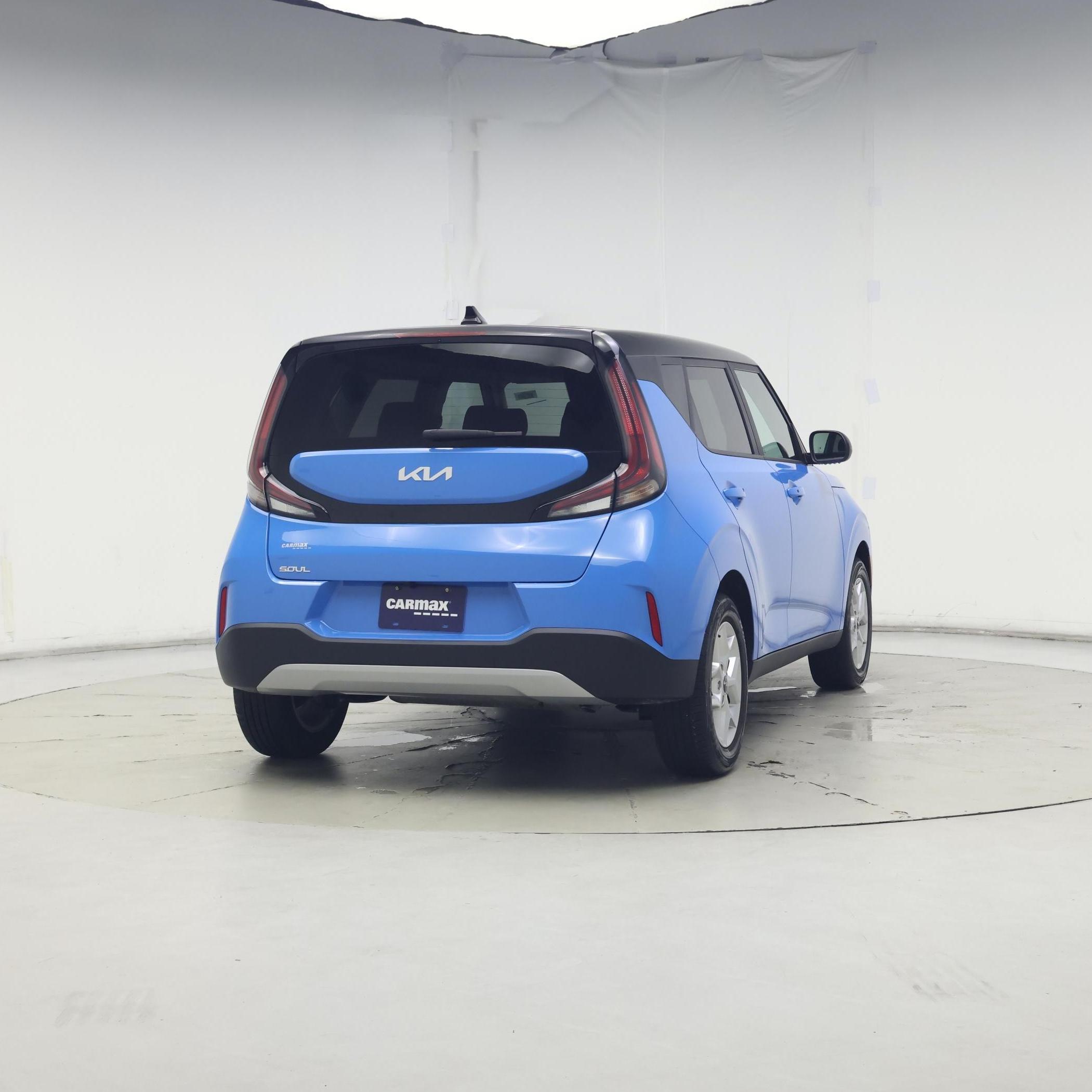 Thumbnail: 2023 Kia Soul - 8
