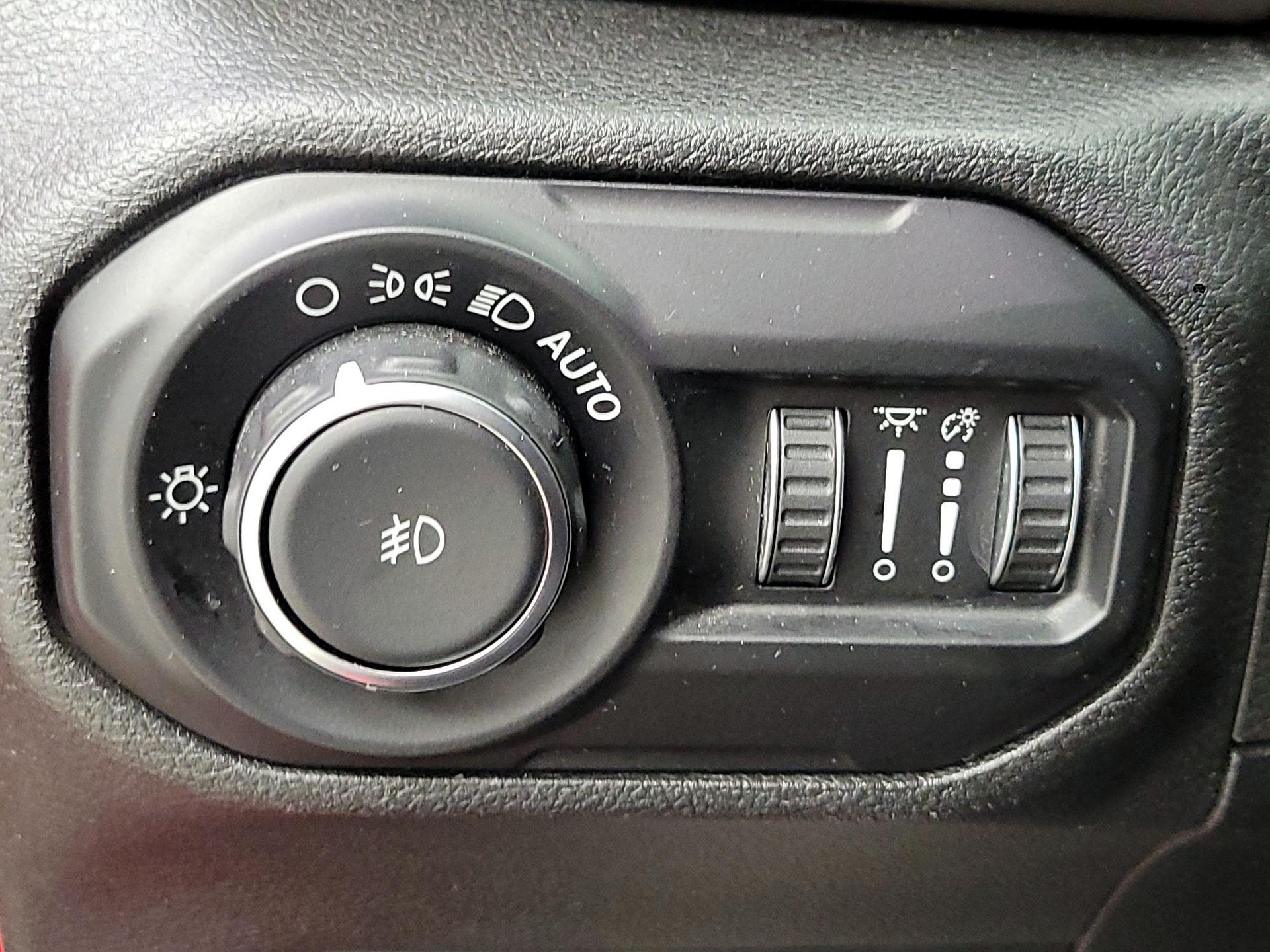 Thumbnail: 2021 Jeep Wrangler - 13