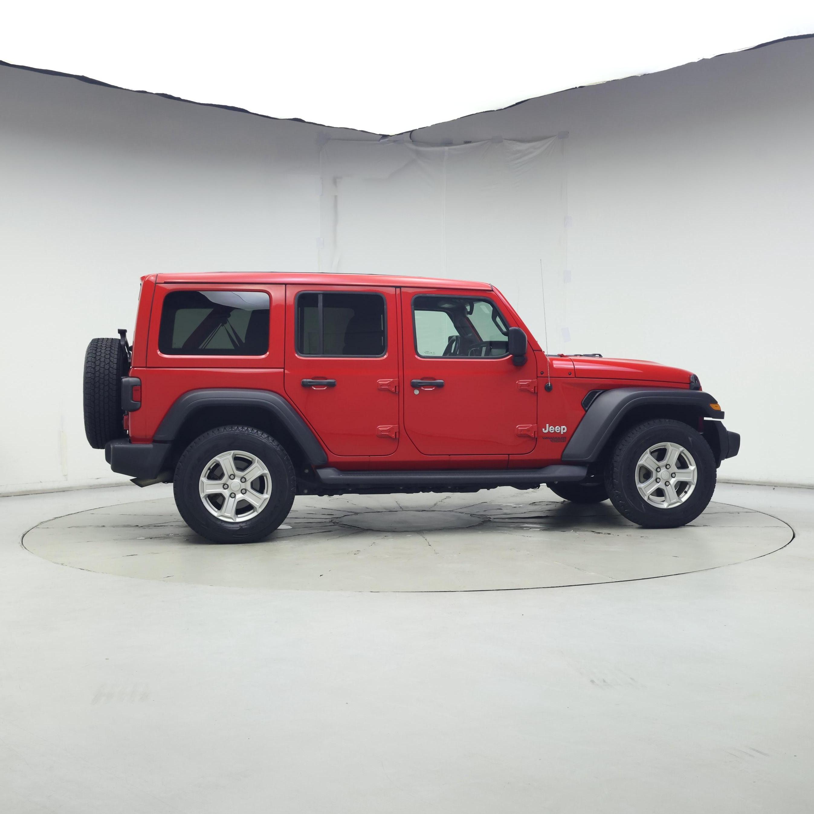 Thumbnail: 2021 Jeep Wrangler - 7