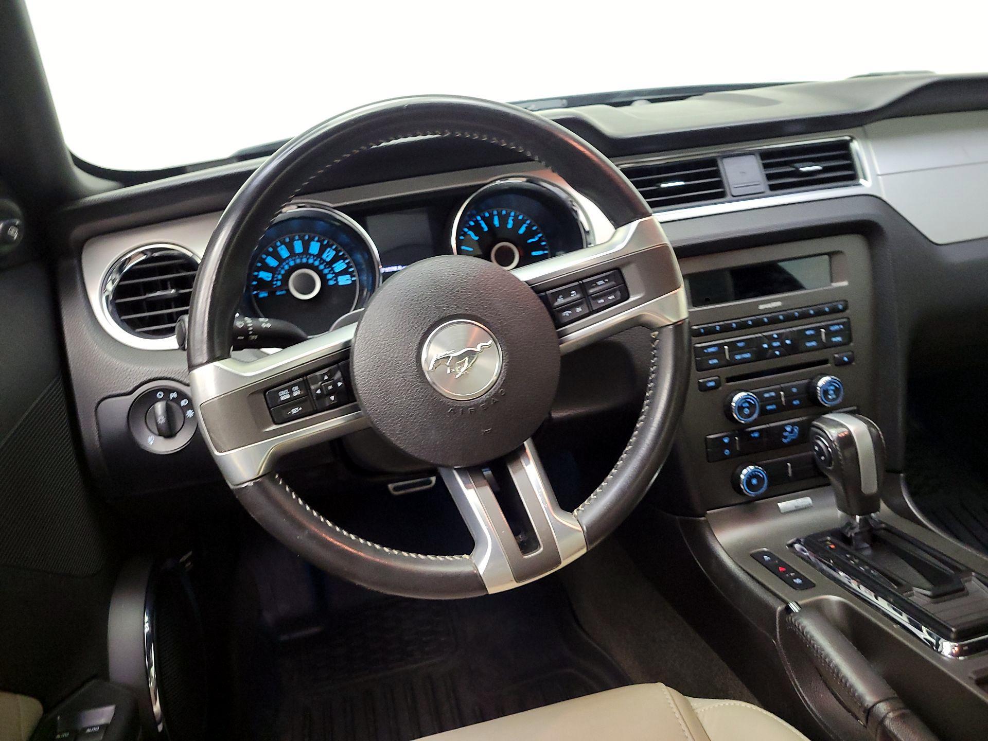 Thumbnail: 2014 Ford Mustang - 10