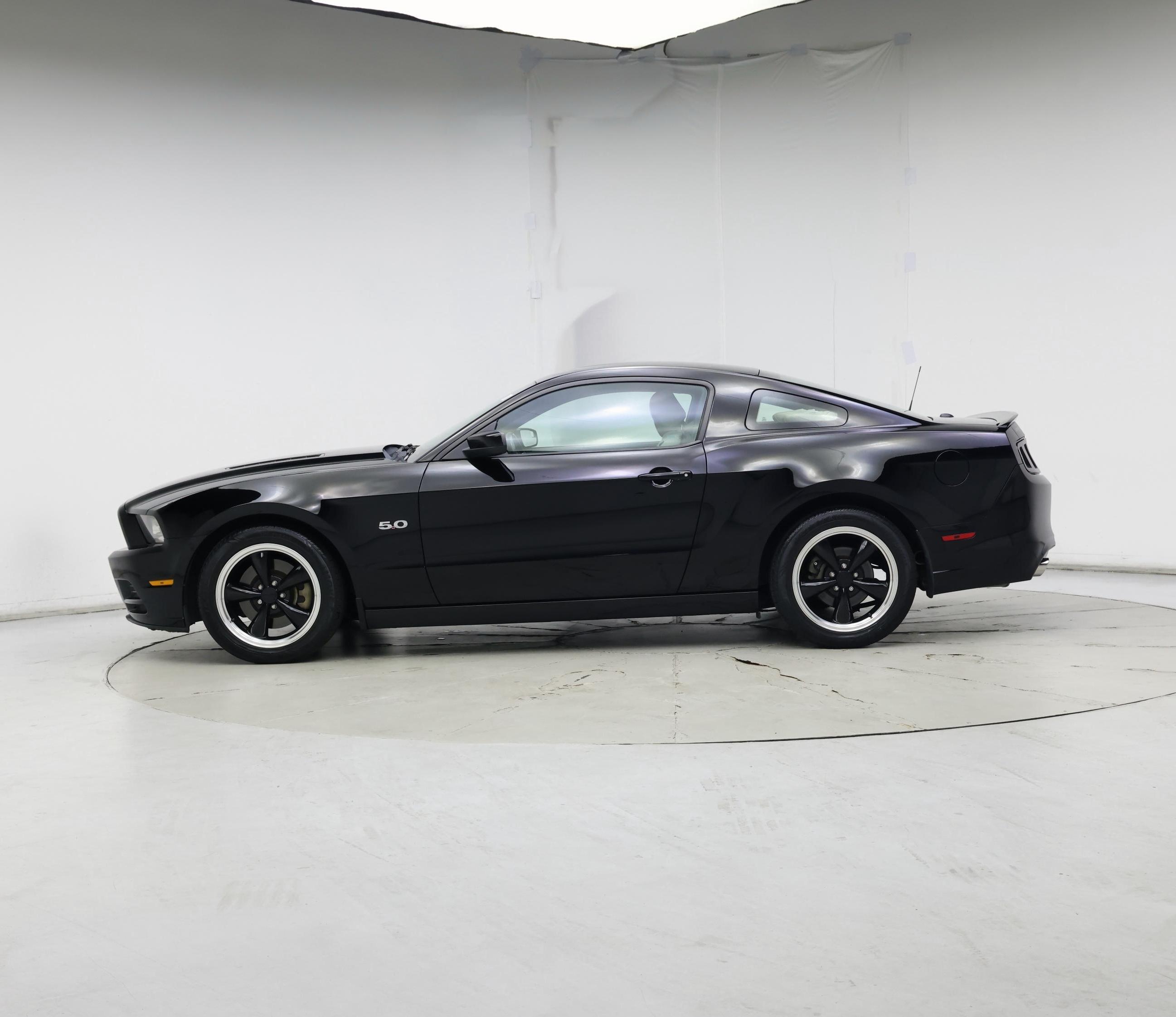 Thumbnail: 2014 Ford Mustang - 3