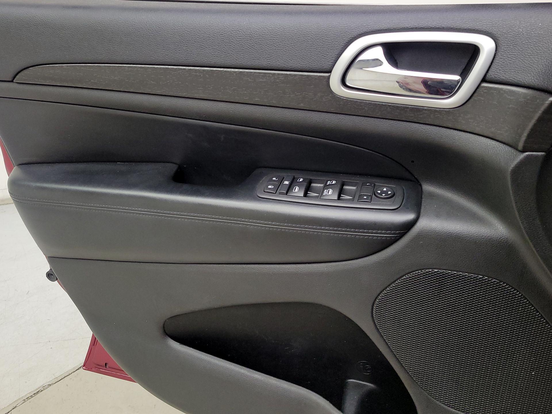Thumbnail: 2015 Jeep Grand Cherokee - 12