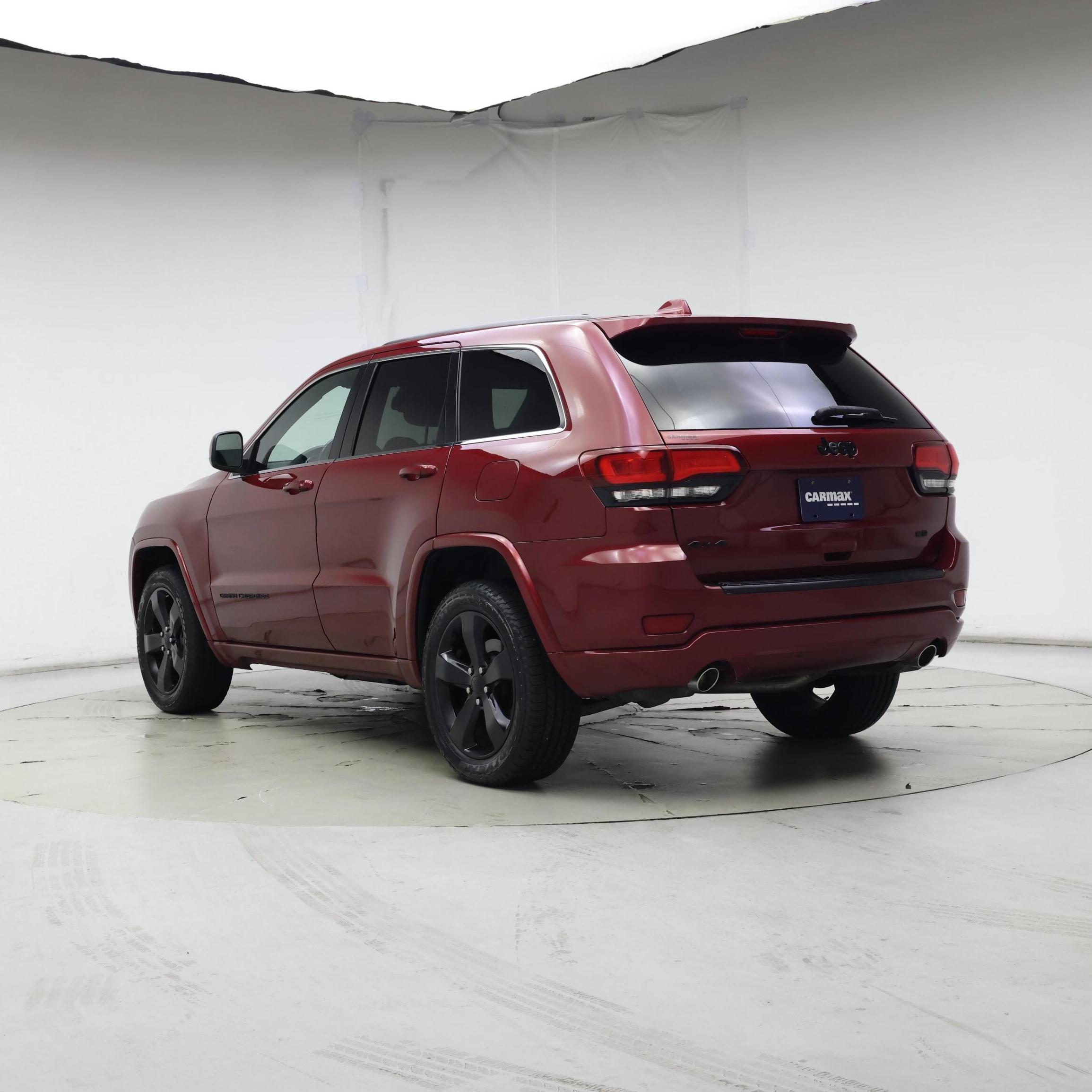 Thumbnail: 2015 Jeep Grand Cherokee - 2