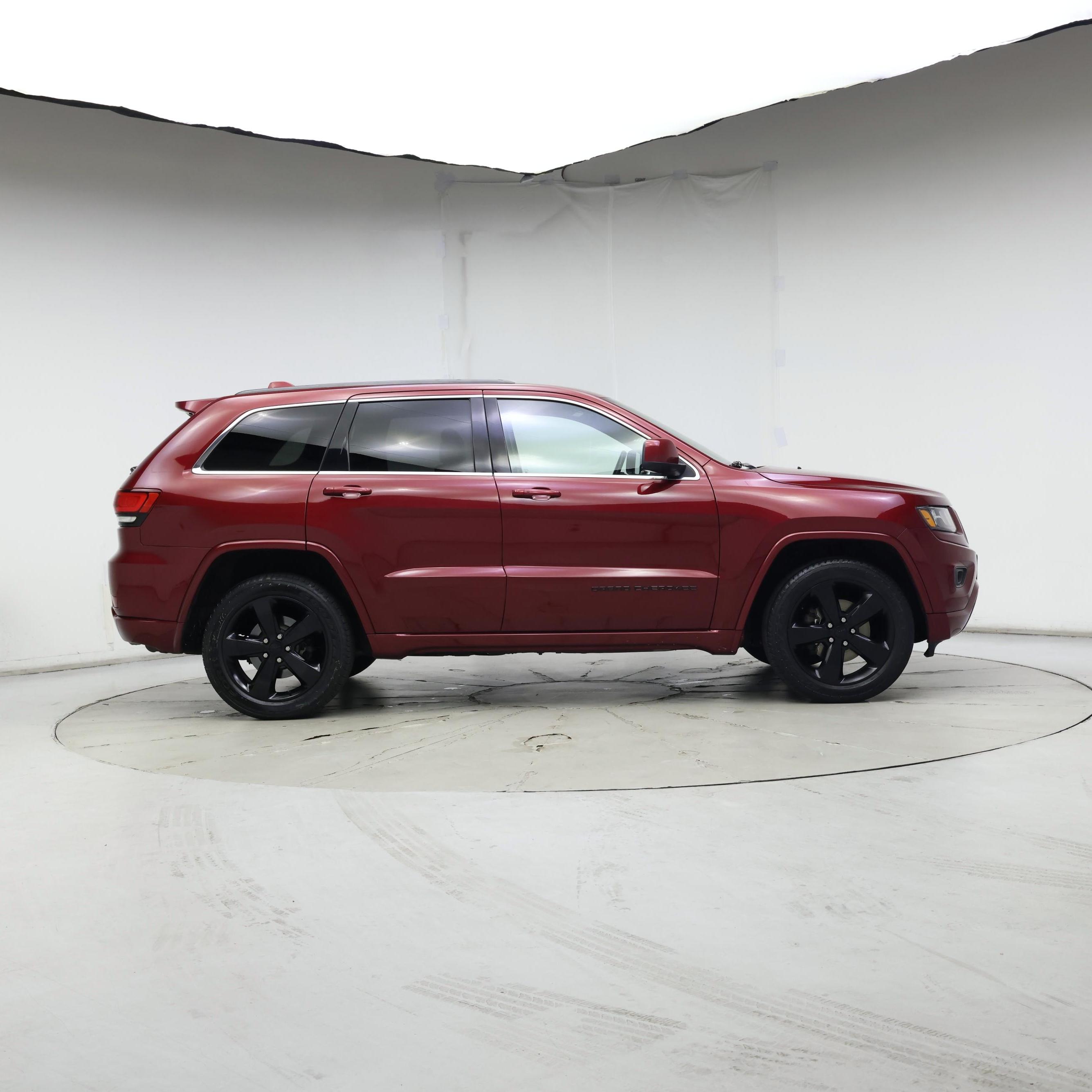 Thumbnail: 2015 Jeep Grand Cherokee - 7