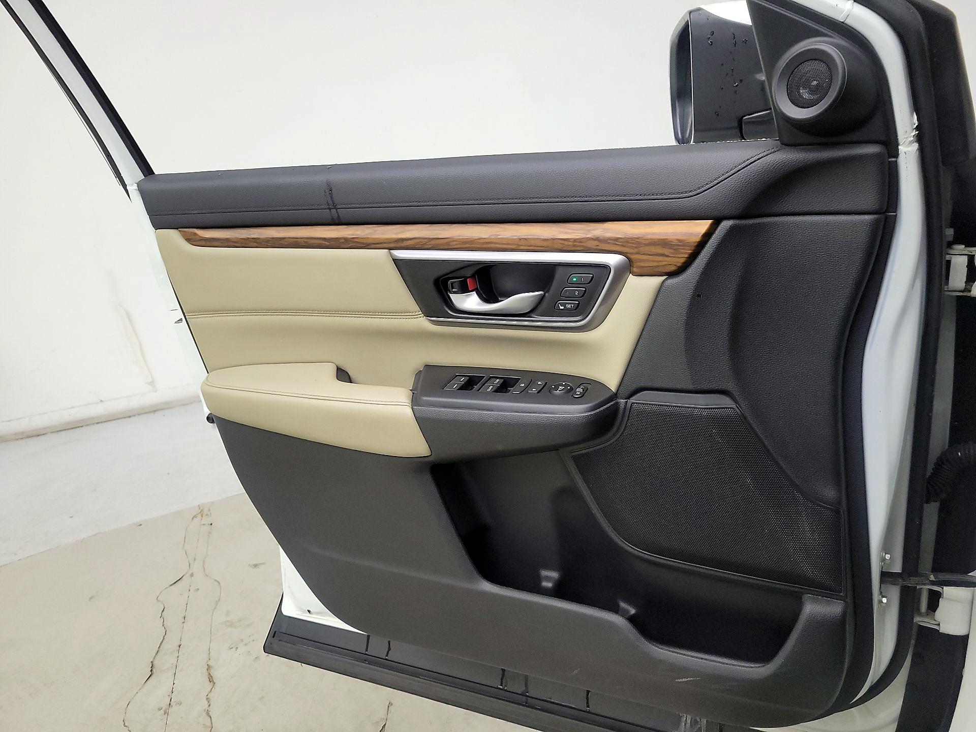 Thumbnail: 2018 Honda CR-V - 12
