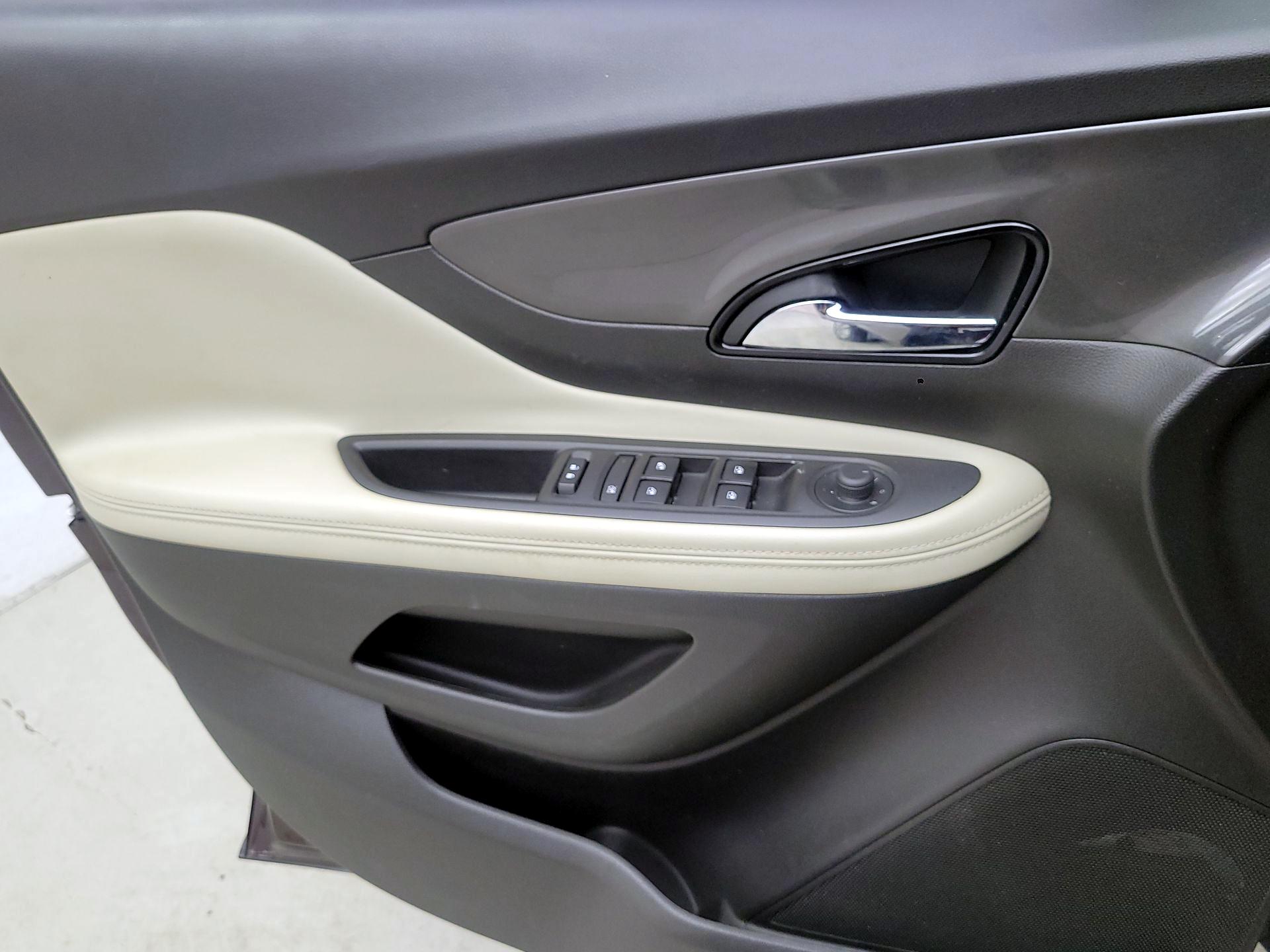 Thumbnail: 2018 Buick Encore - 12