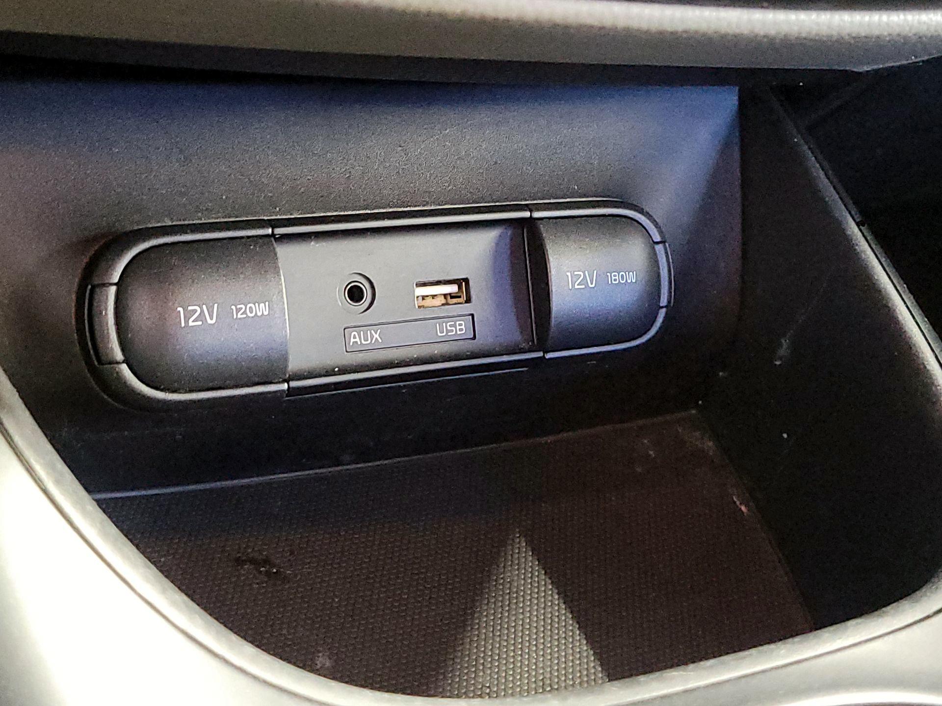 Thumbnail: 2016 Kia Soul - 17