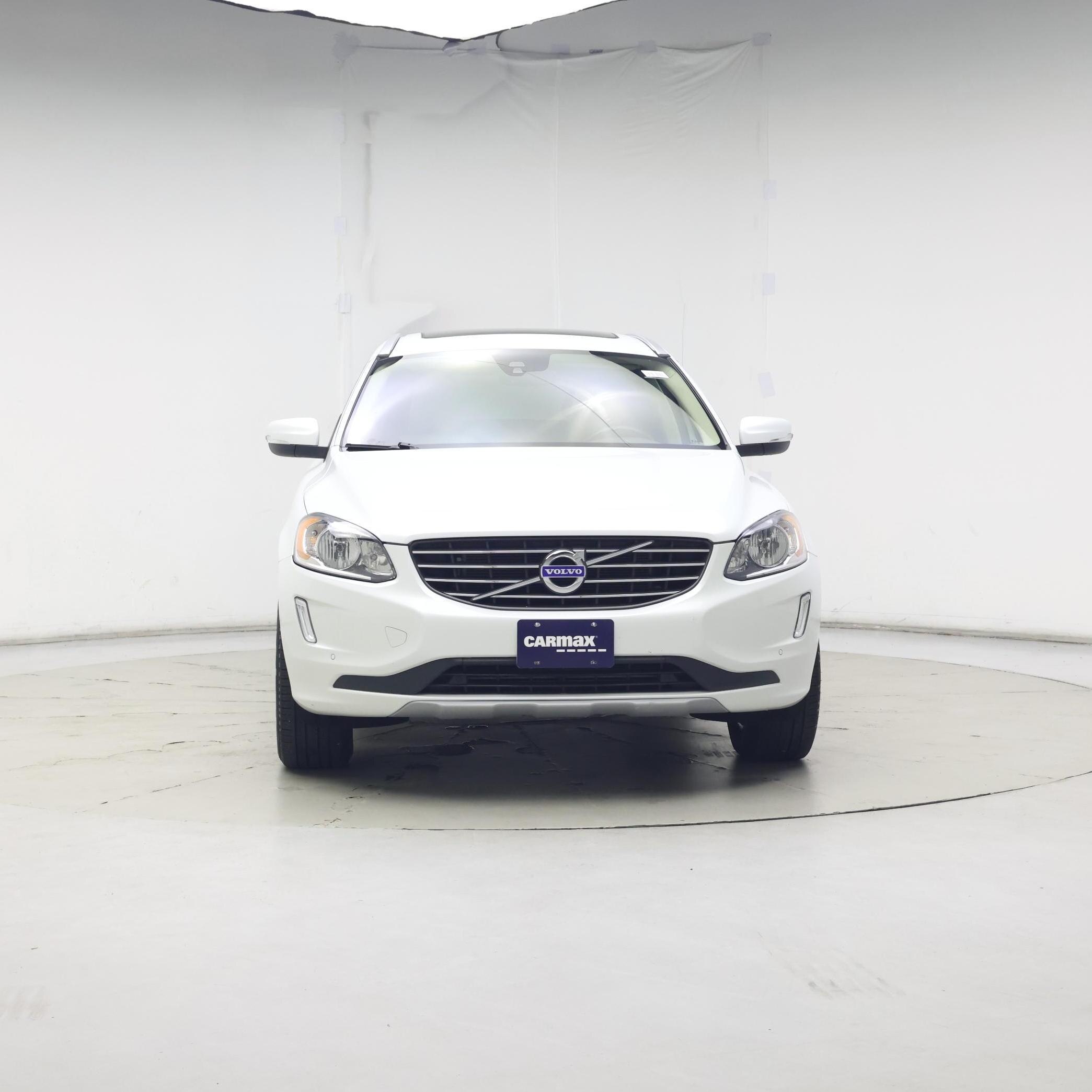 Thumbnail: 2016 Volvo XC60 - 5