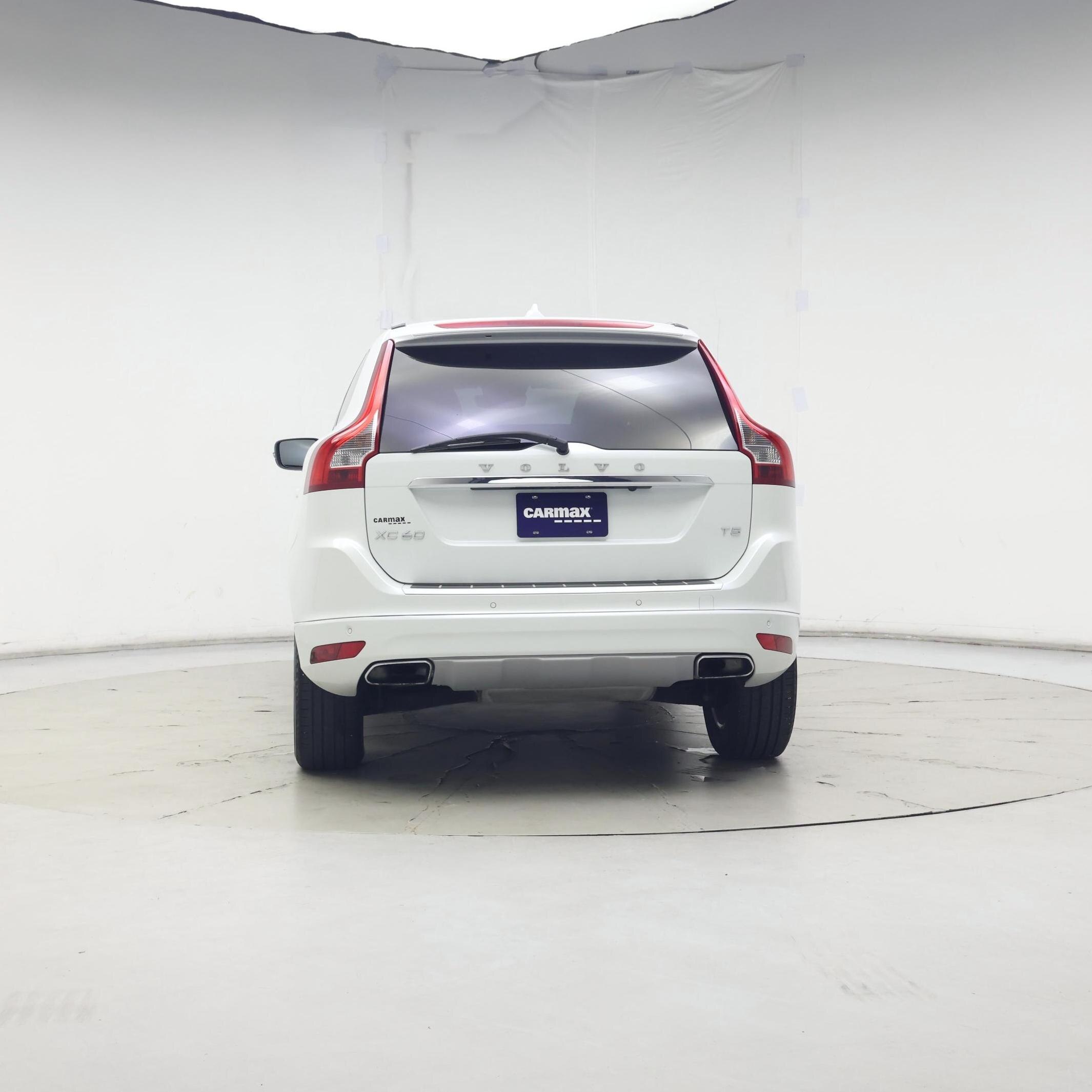 Thumbnail: 2016 Volvo XC60 - 6