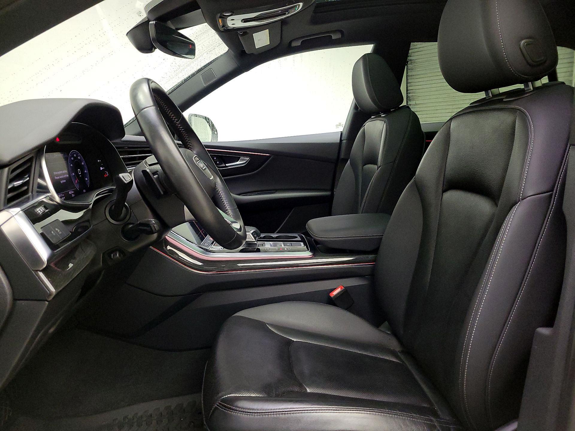 Thumbnail: 2020 Audi Q8 - 11