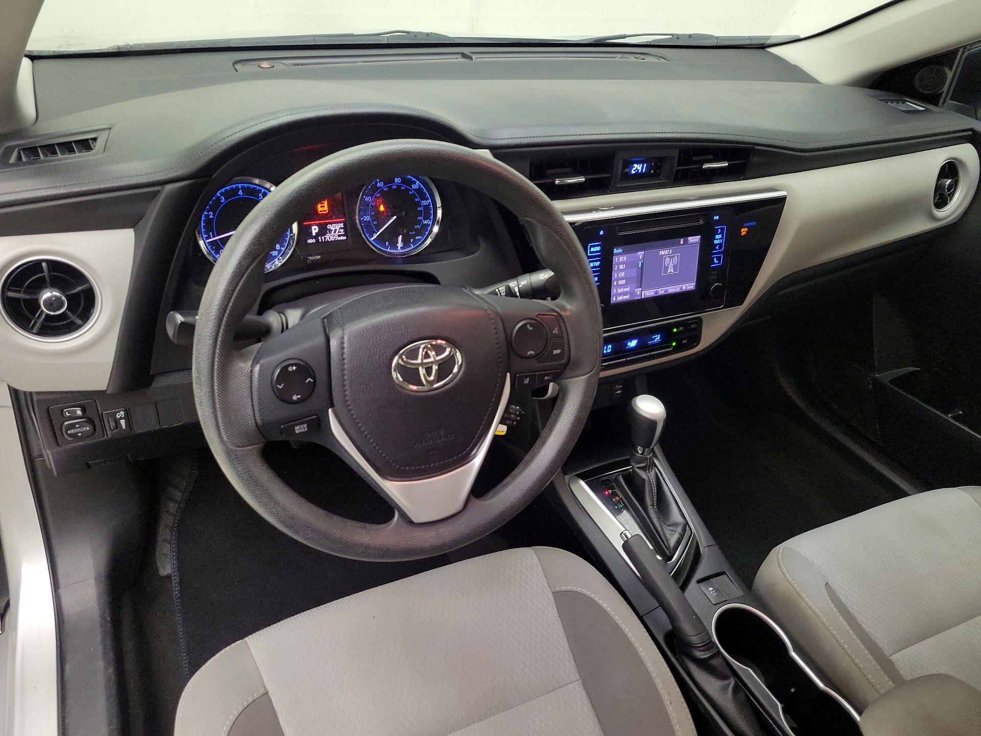 Thumbnail: 2018 Toyota Corolla - 9