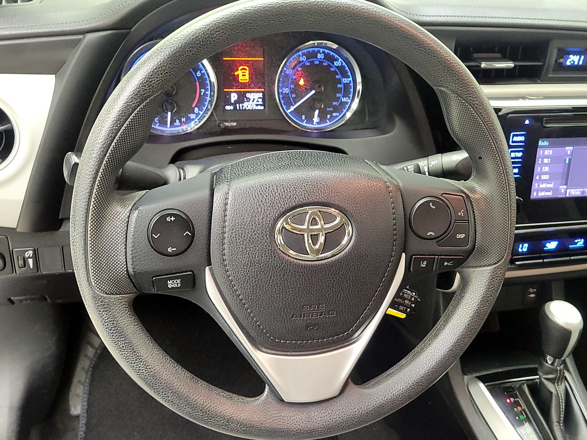 Thumbnail: 2018 Toyota Corolla - 10