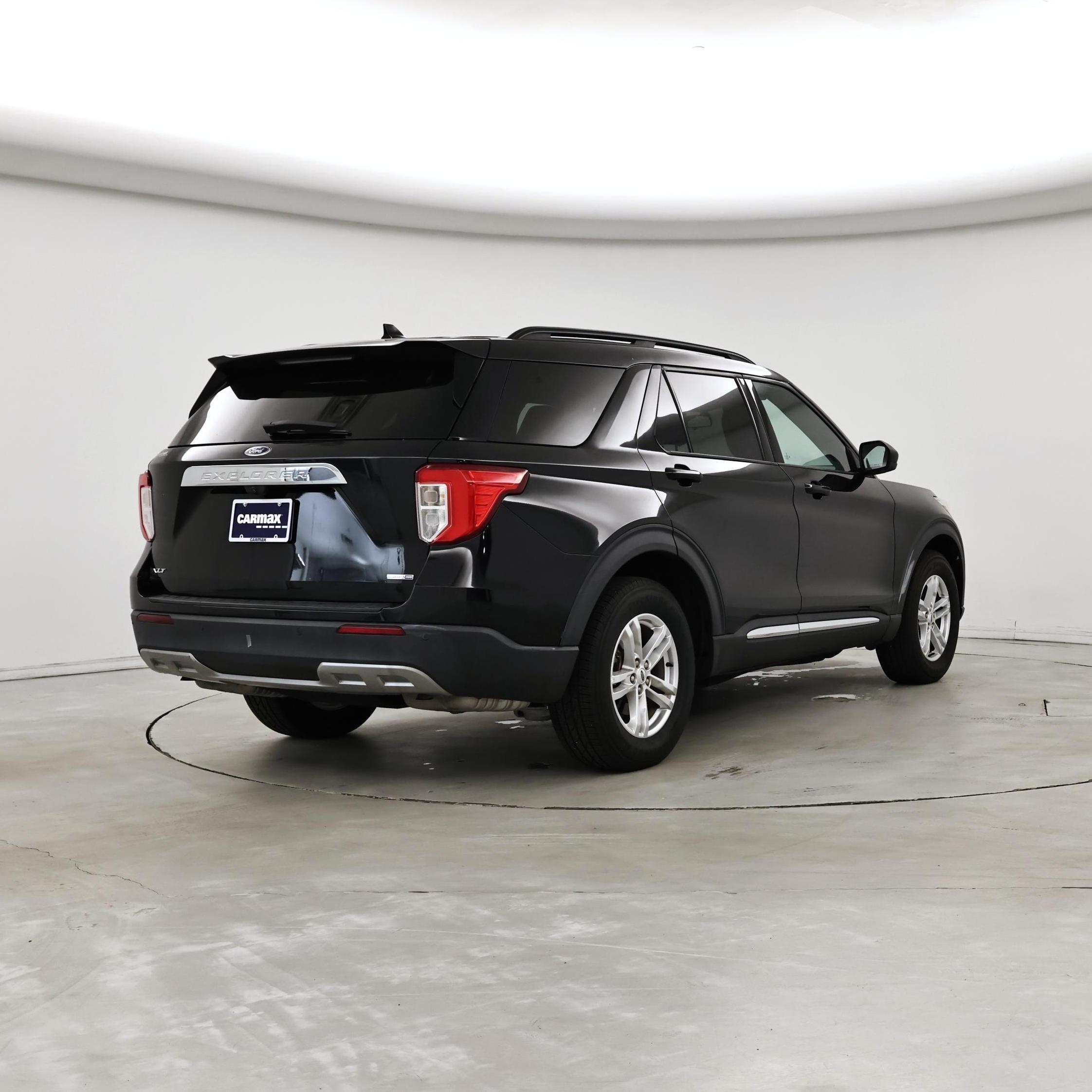 Thumbnail: 2020 Ford Explorer - 8