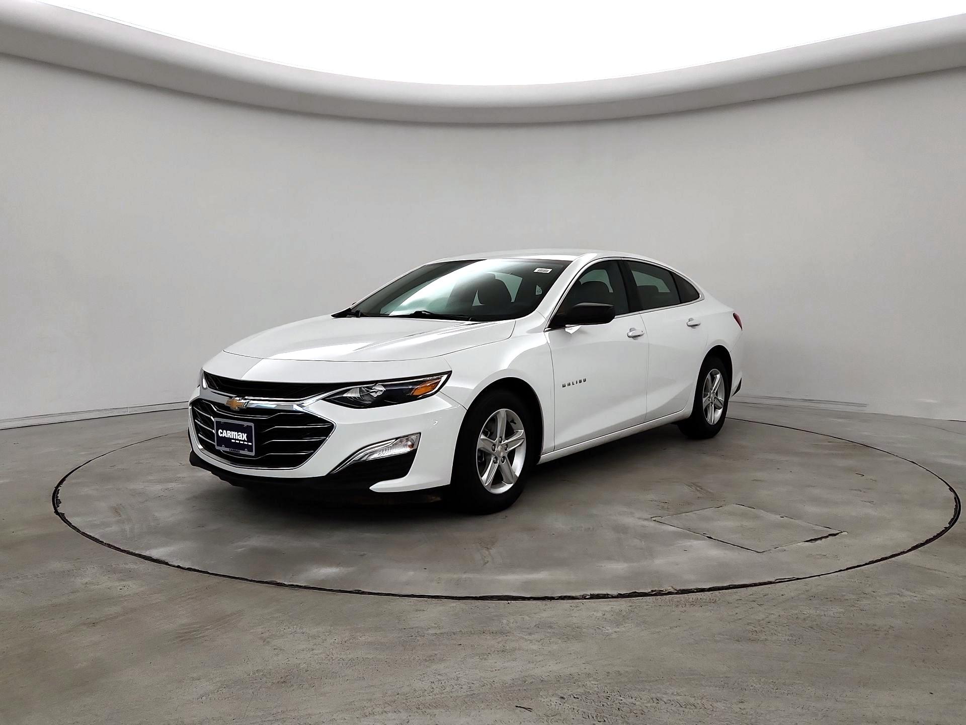 Thumbnail: 2020 Chevrolet Malibu - 3