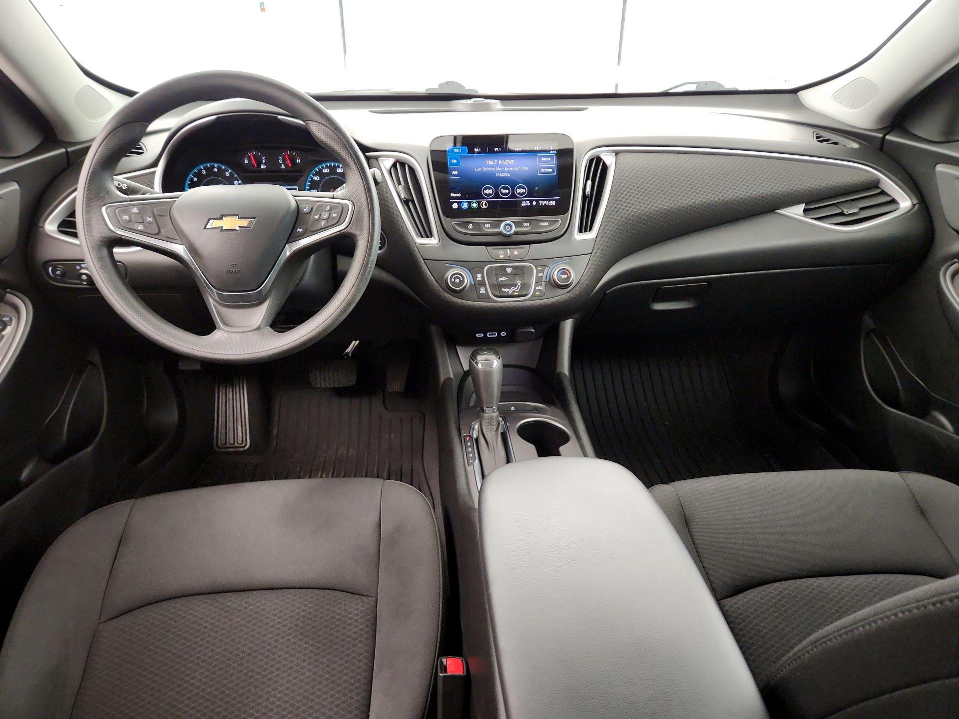 Thumbnail: 2020 Chevrolet Malibu - 8