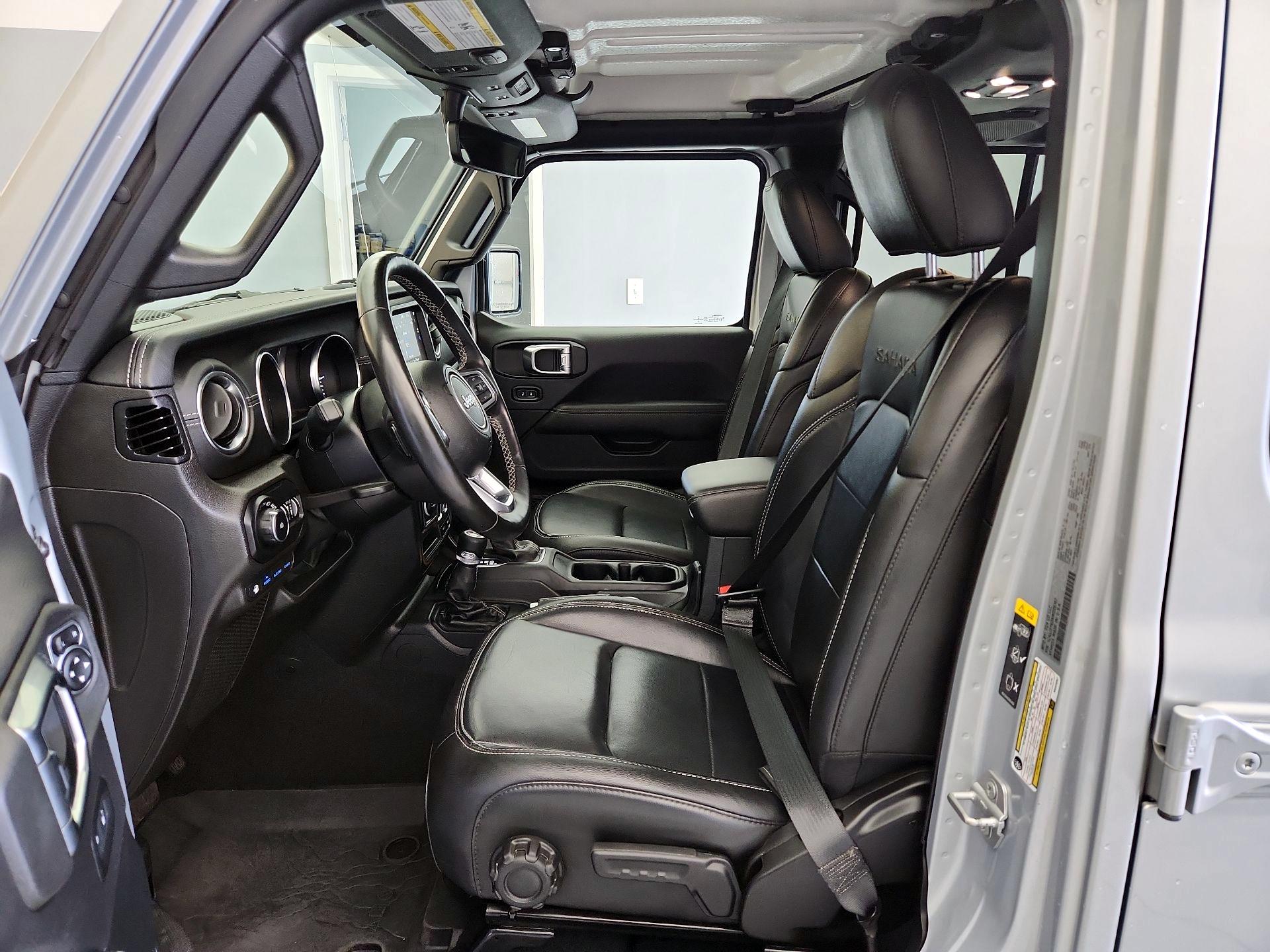Thumbnail: 2022 Jeep Wrangler - 9
