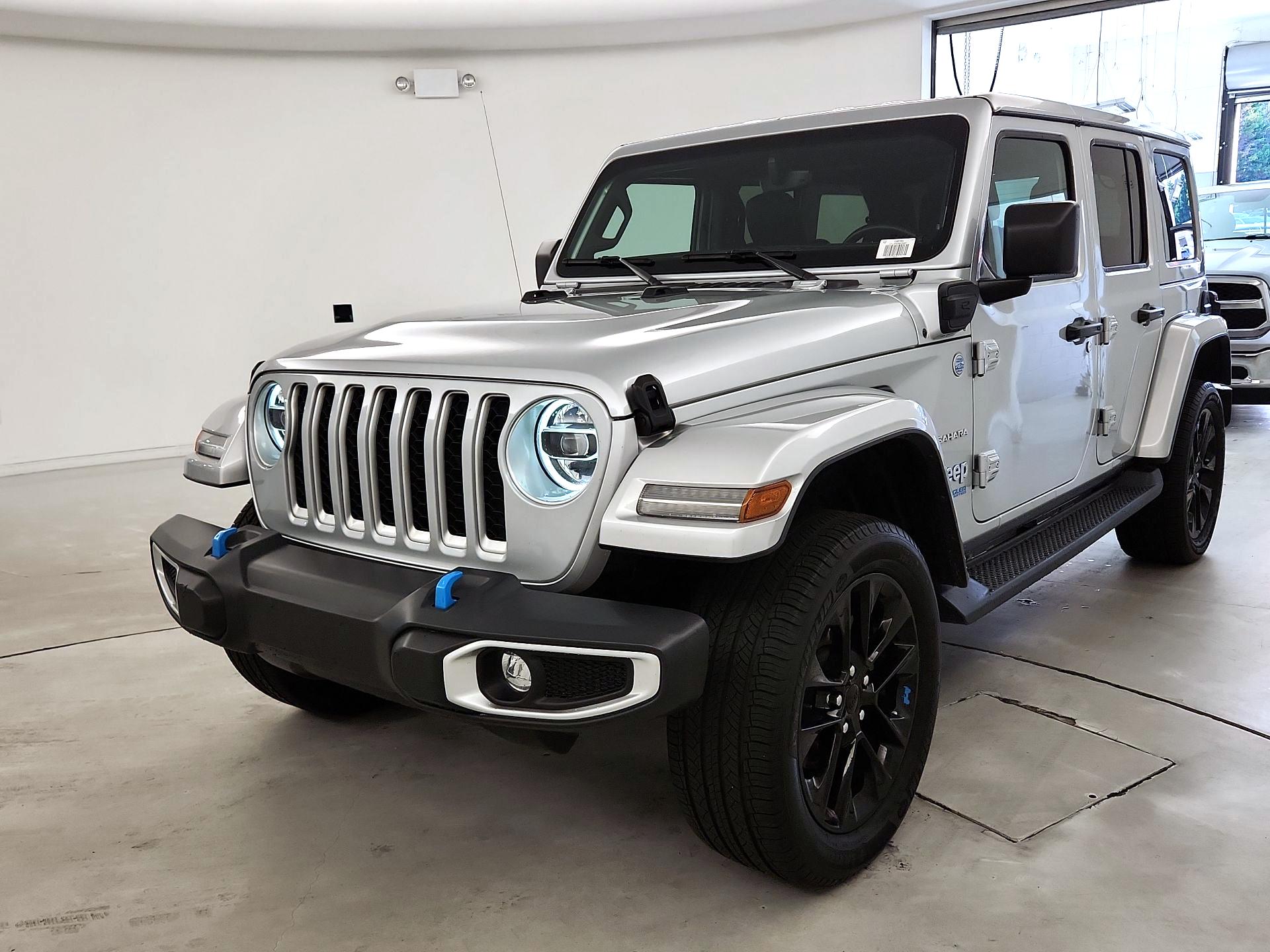 Thumbnail: 2022 Jeep Wrangler - 3