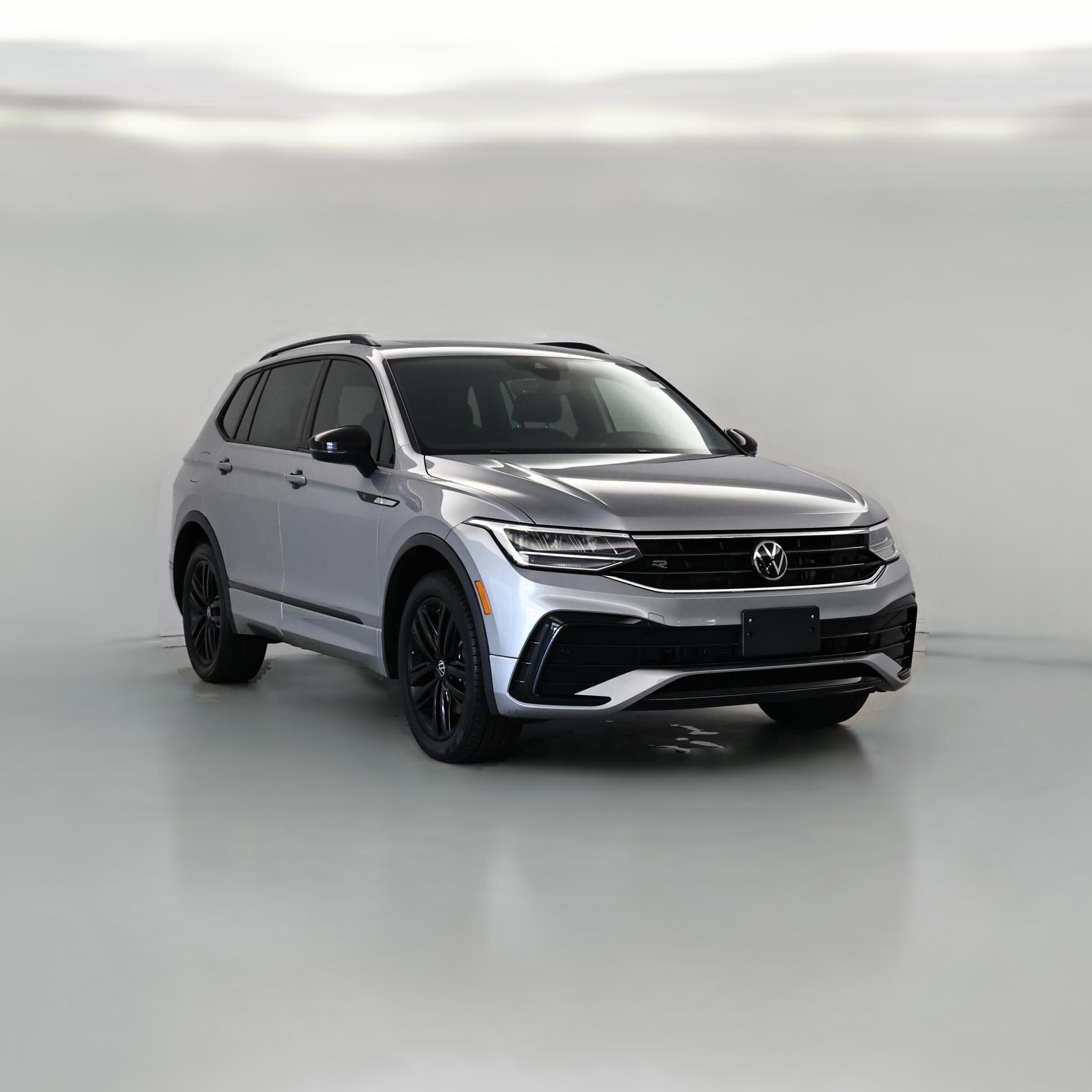 Thumbnail: 2022 Volkswagen Tiguan - 1