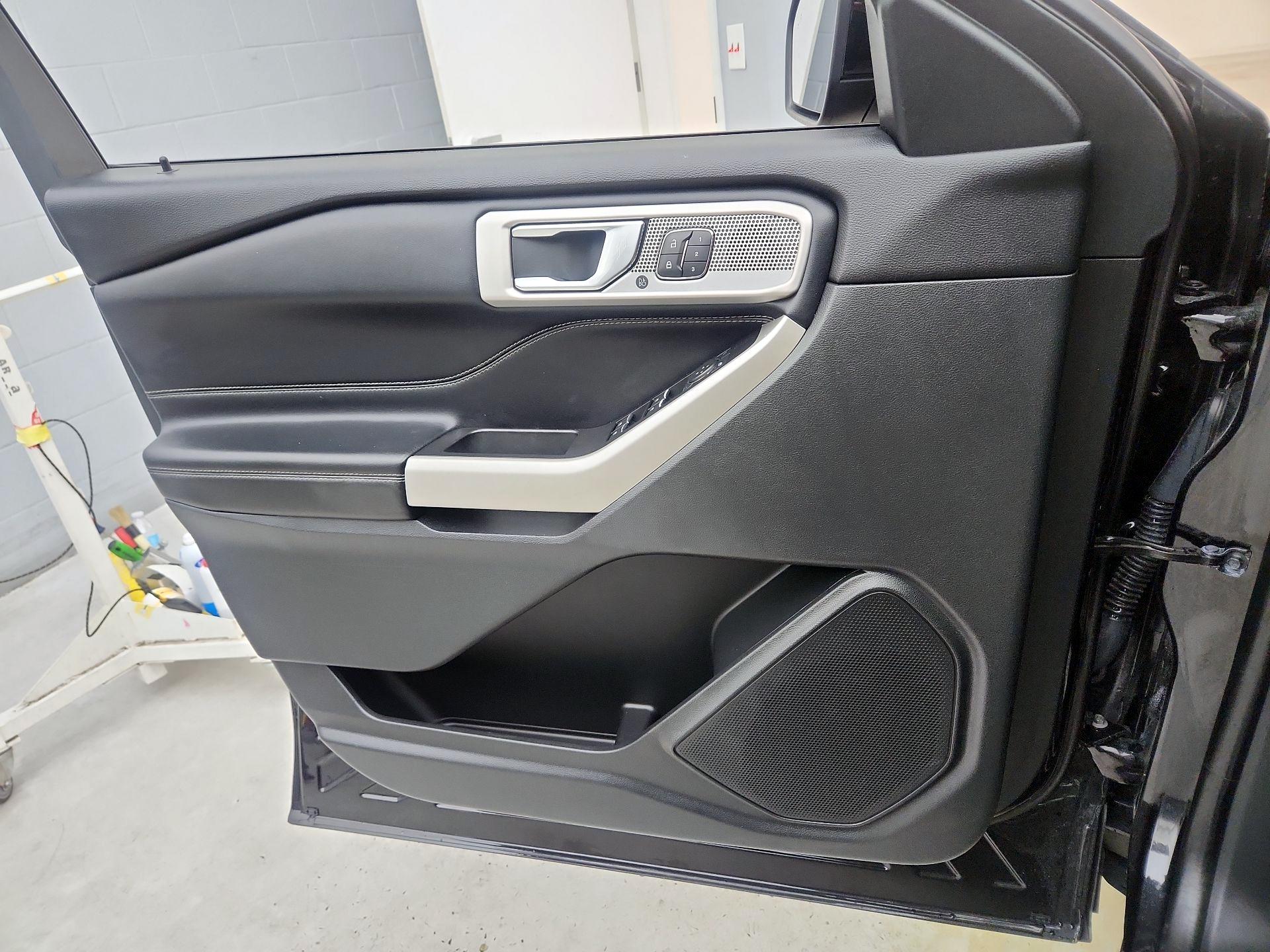 Thumbnail: 2021 Ford Explorer - 12