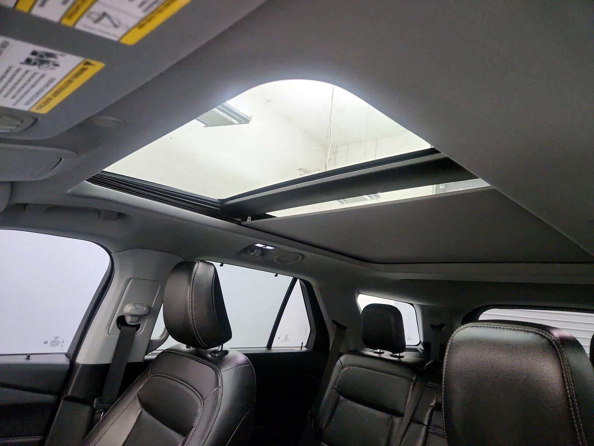 Thumbnail: 2021 Ford Explorer - 20