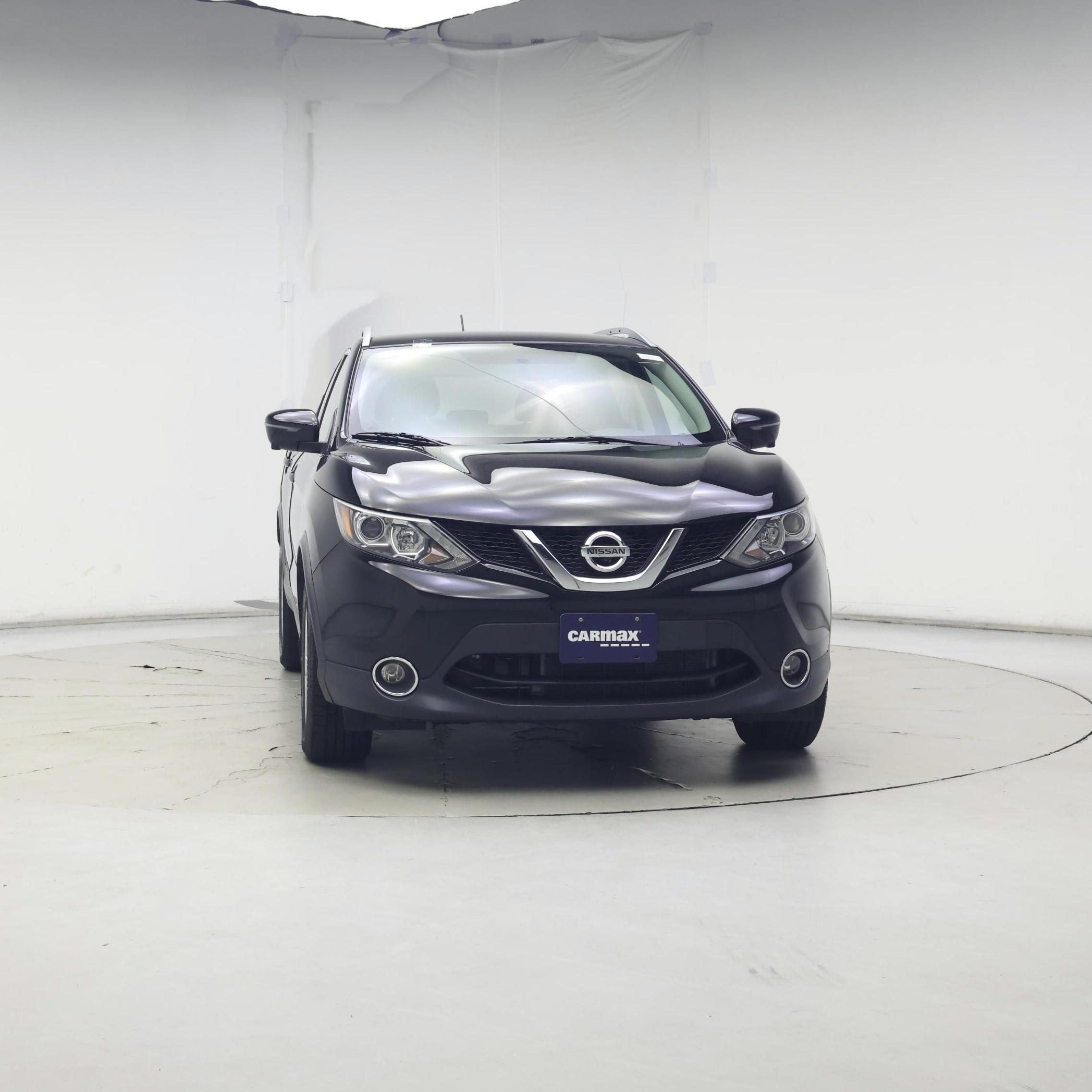 Thumbnail: 2017 Nissan Rogue Sport - 5