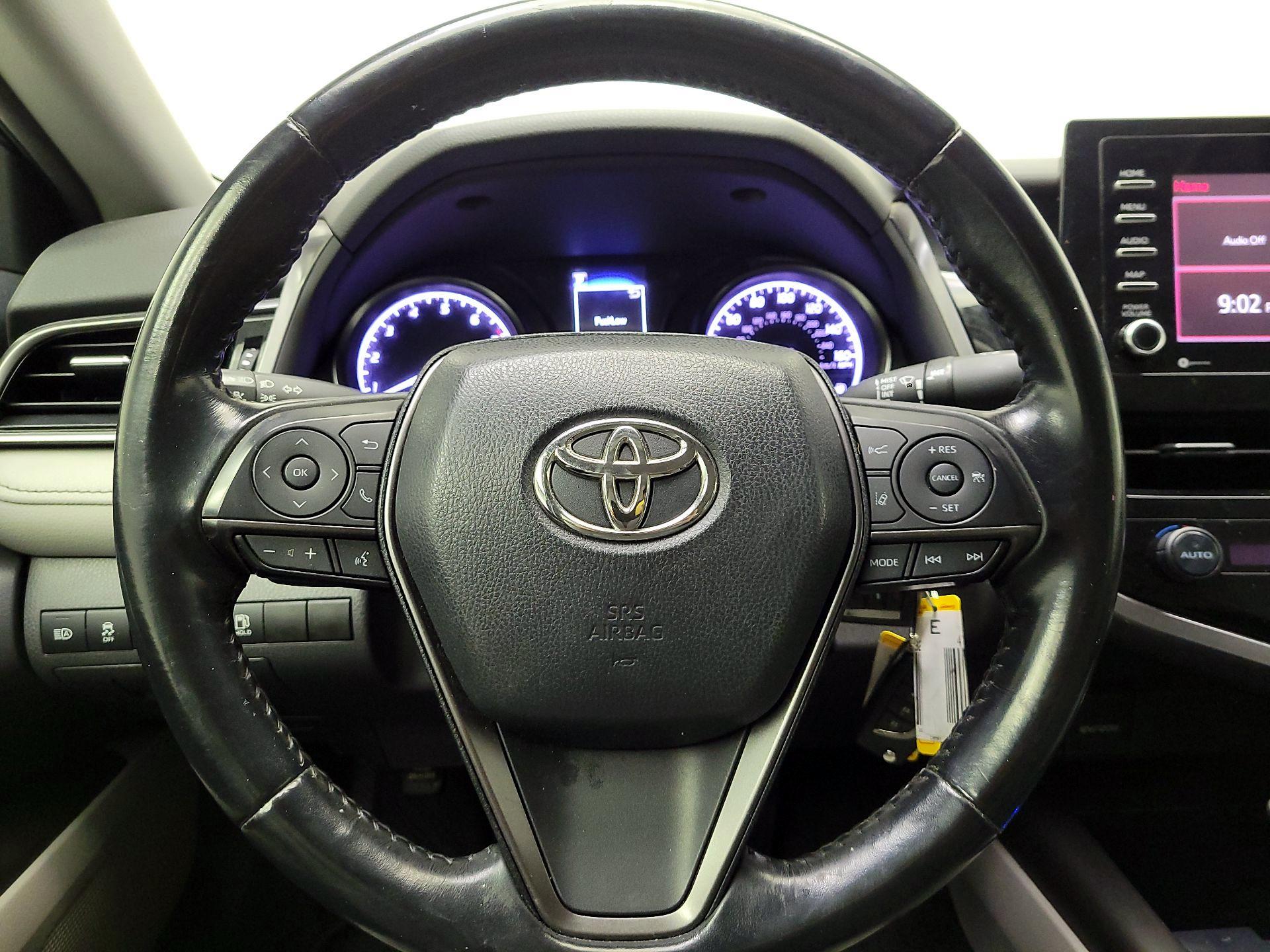 Thumbnail: 2021 Toyota Camry - 10