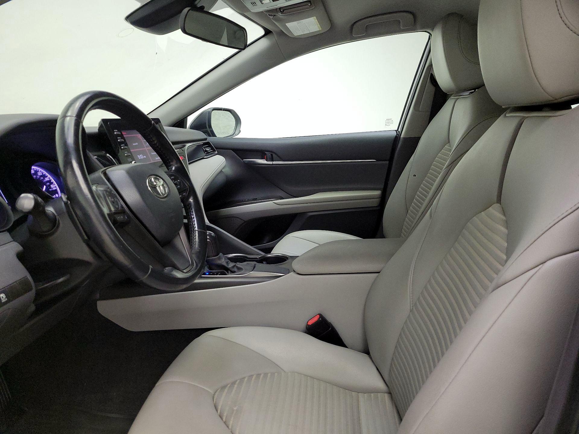 Thumbnail: 2021 Toyota Camry - 11