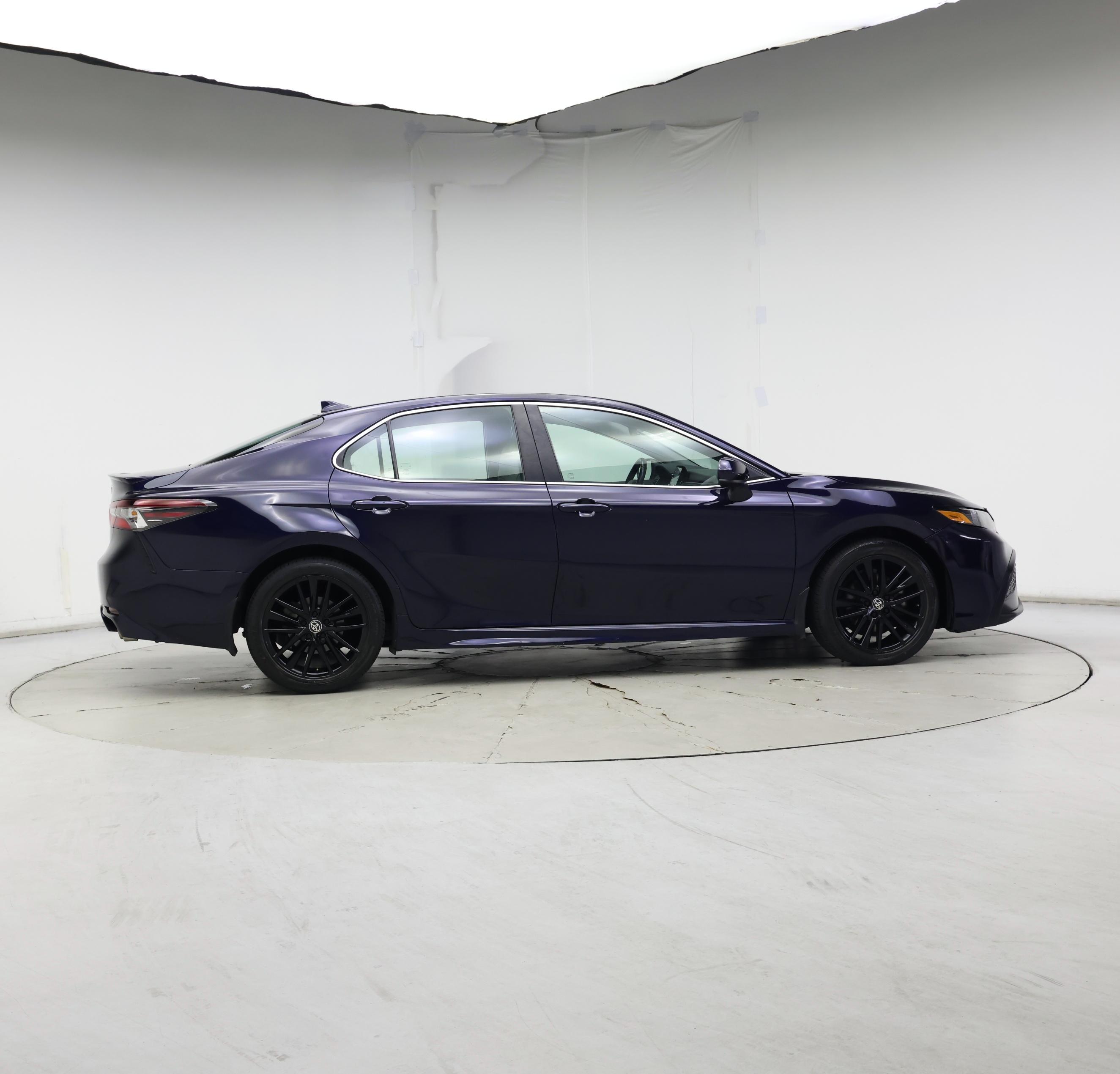 Thumbnail: 2021 Toyota Camry - 7