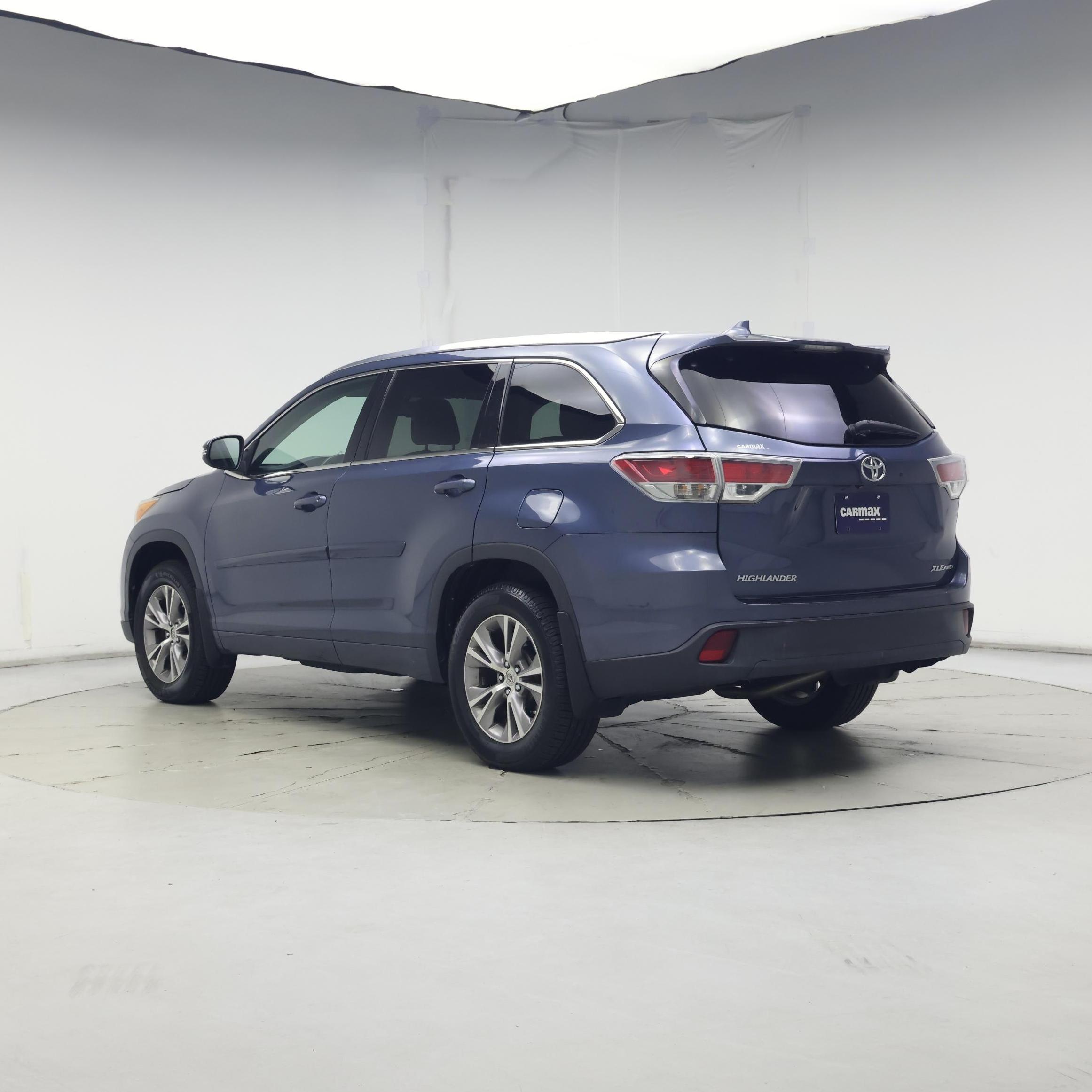 Thumbnail: 2014 Toyota Highlander - 2
