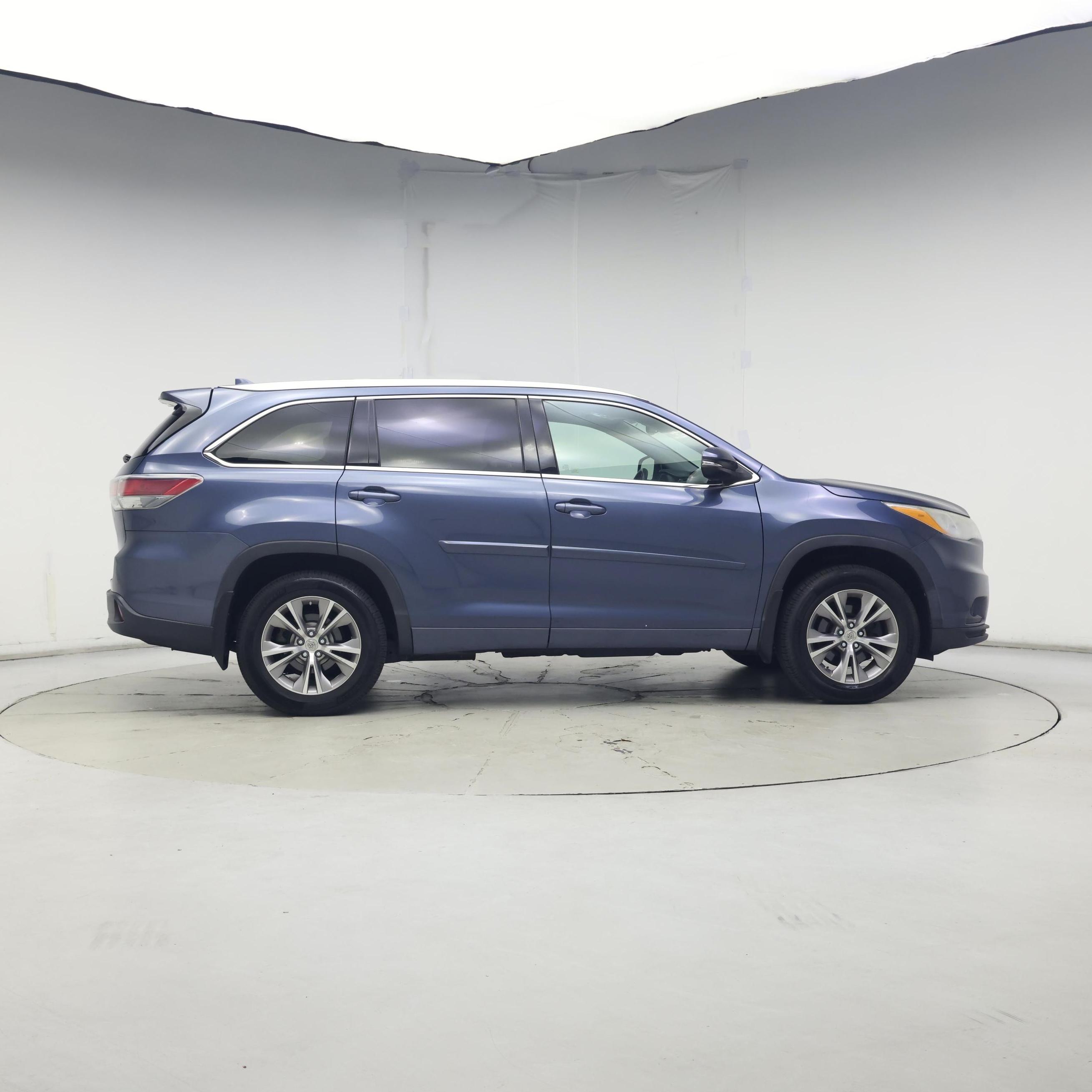 Thumbnail: 2014 Toyota Highlander - 7